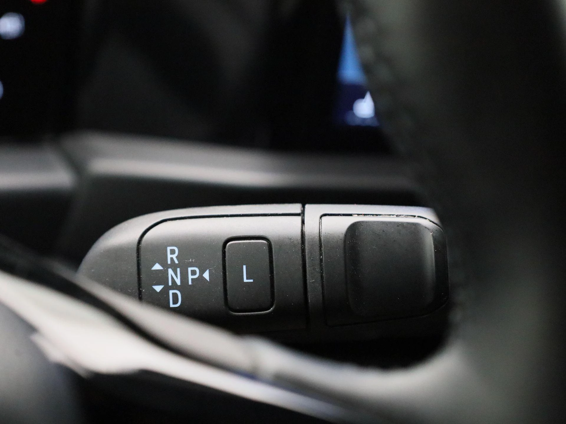 Ford-Transit Custom-image-19