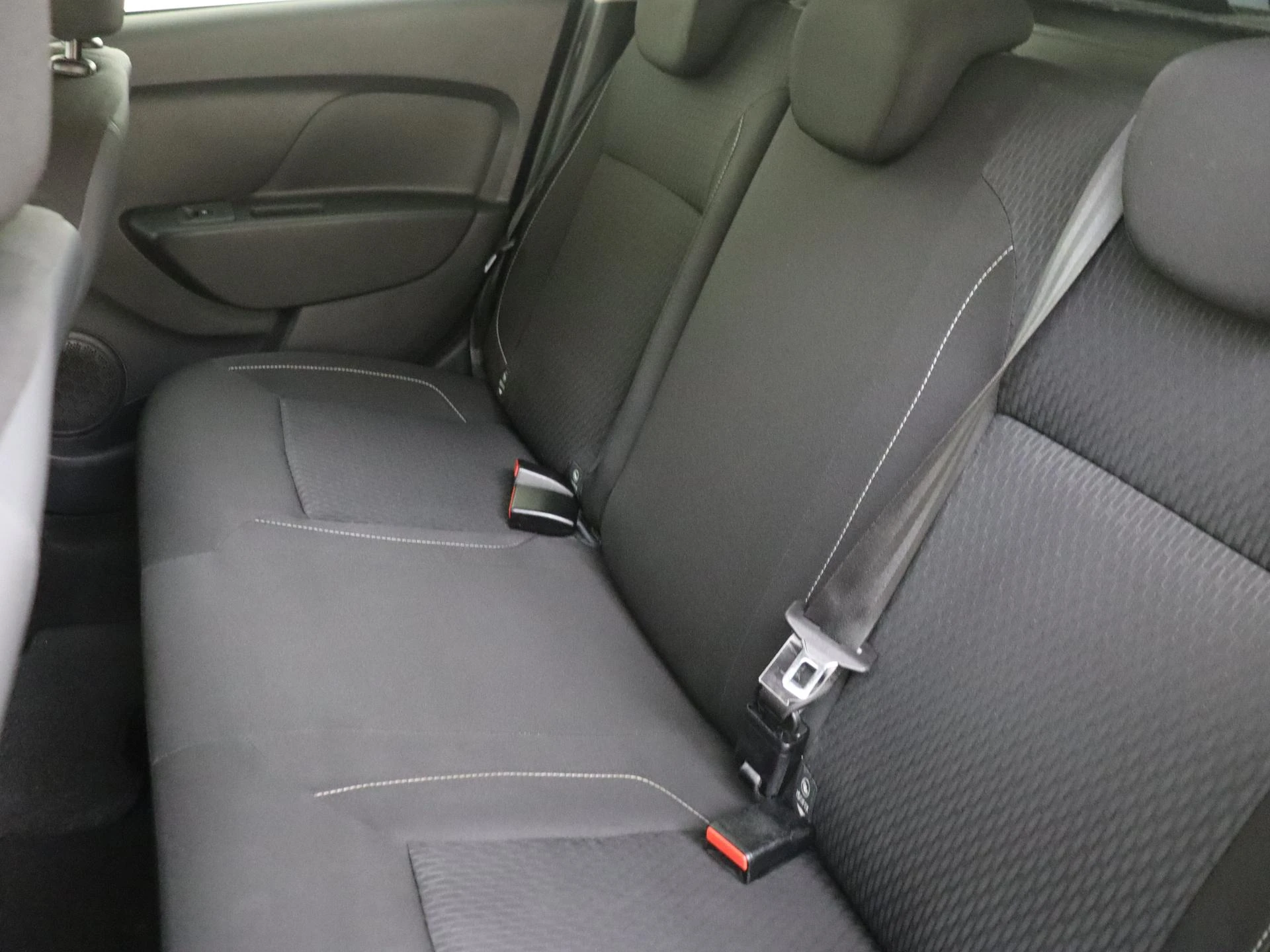 Dacia-Logan-image-15