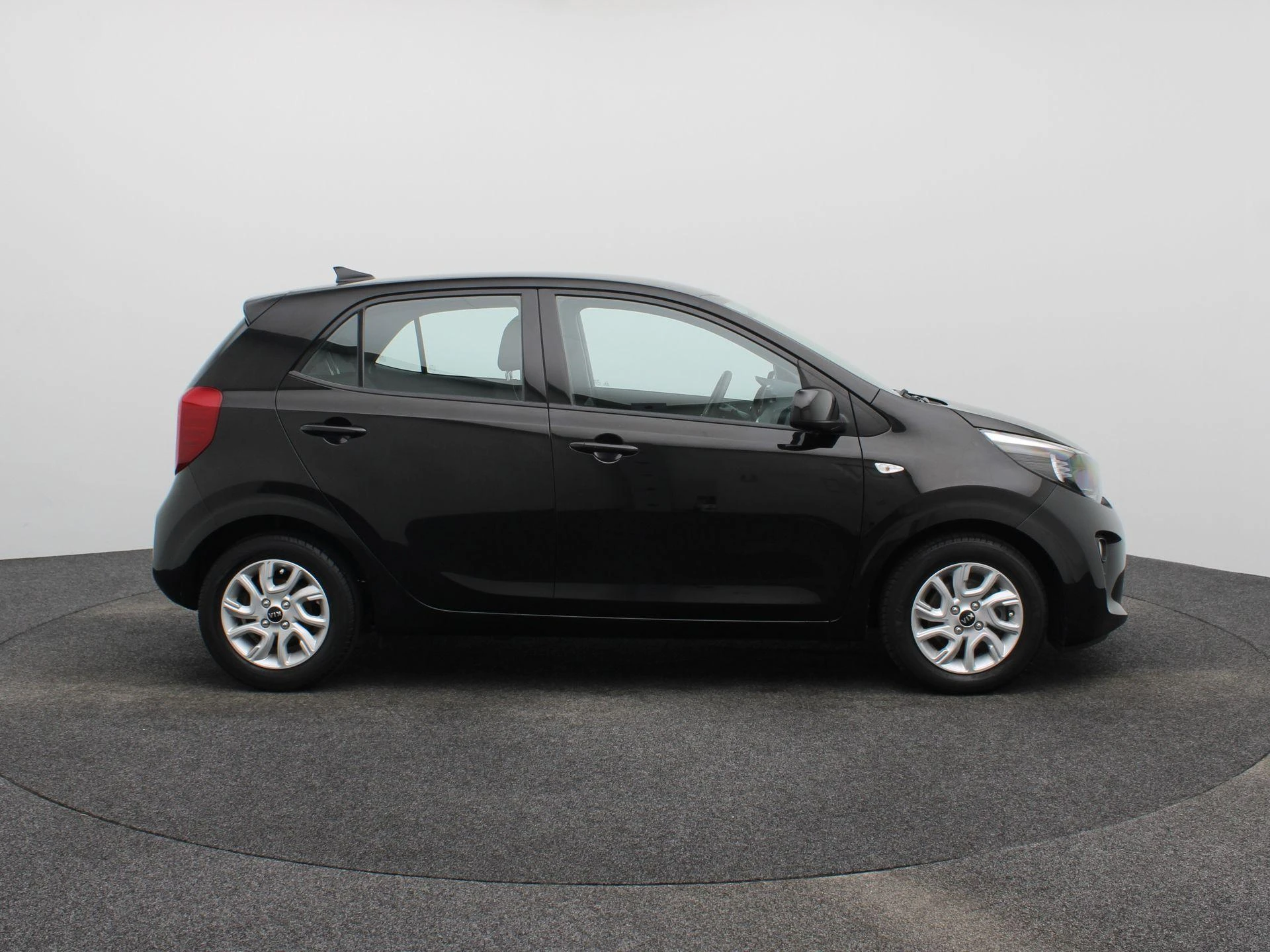 Kia-Picanto-image-7