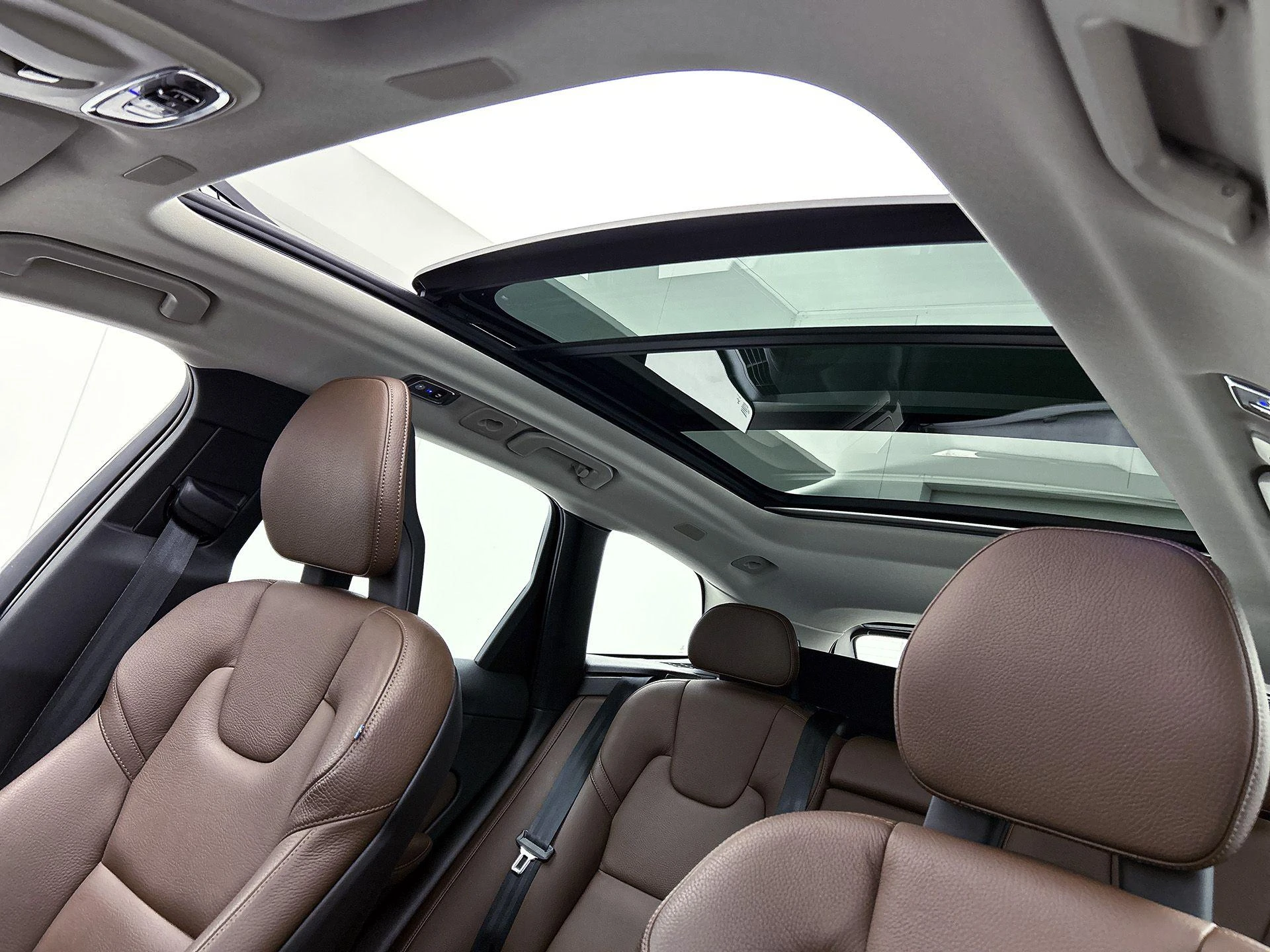 Volvo-XC60-image-32