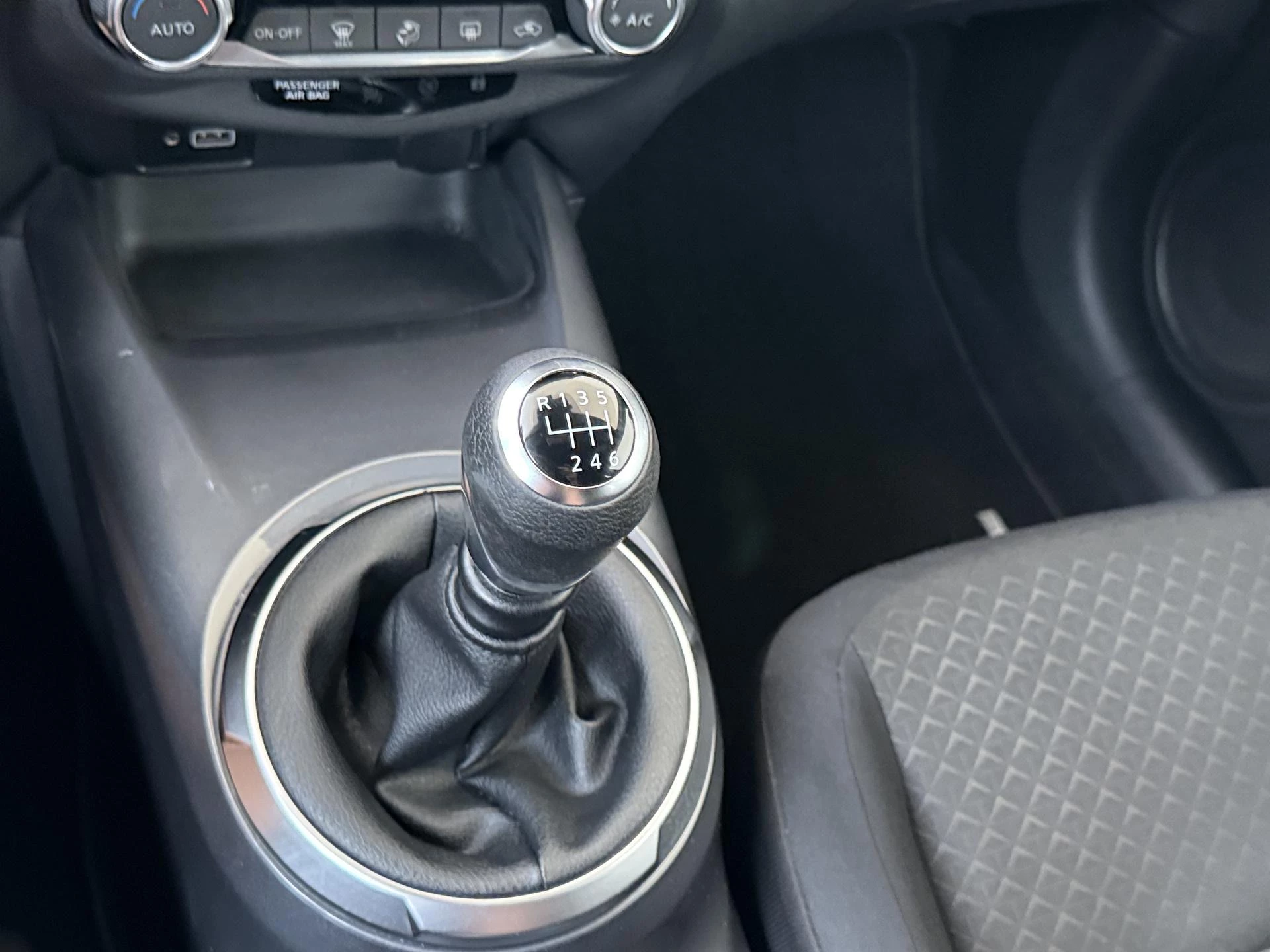 Nissan Juke 1.0 DIG-T Business Edition
