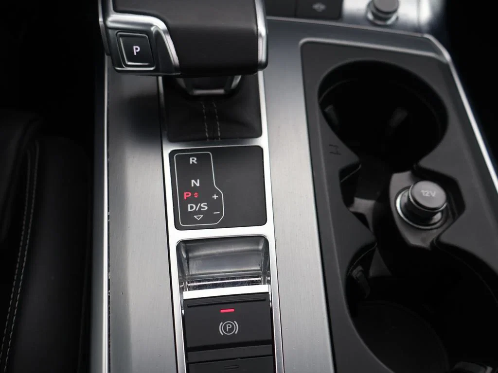 Audi-A6-image-24