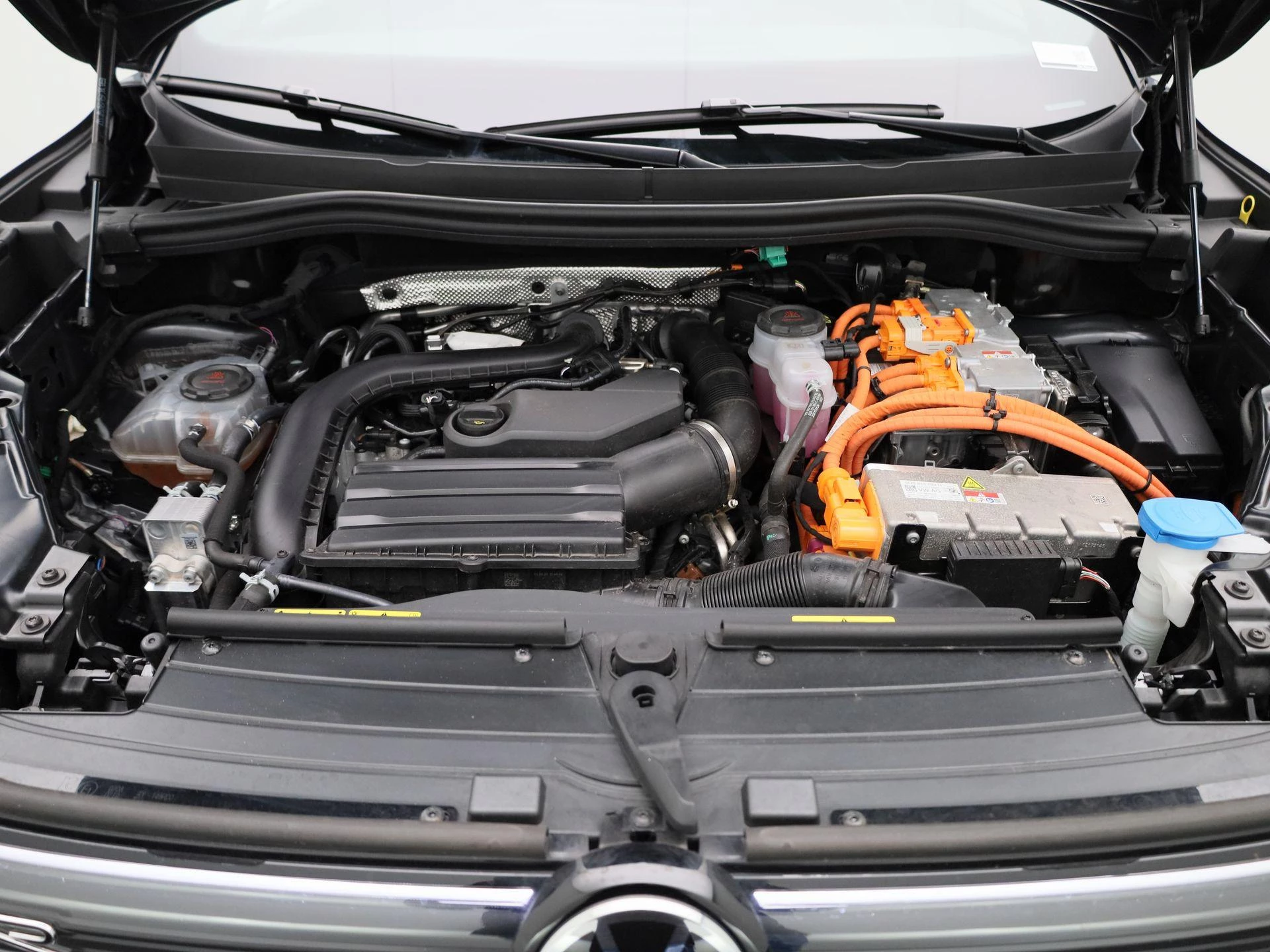 Volkswagen-Tiguan-image-39