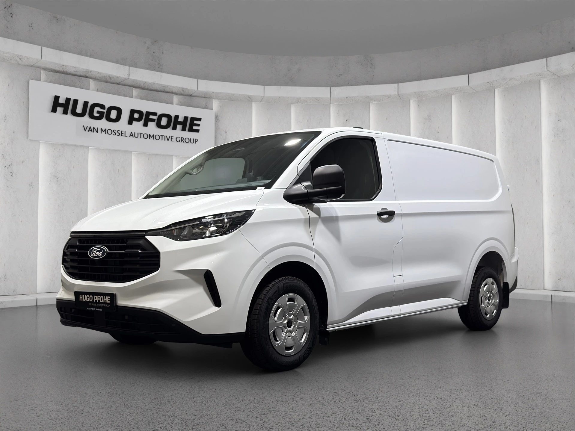 Ford-Transit Custom-image-0