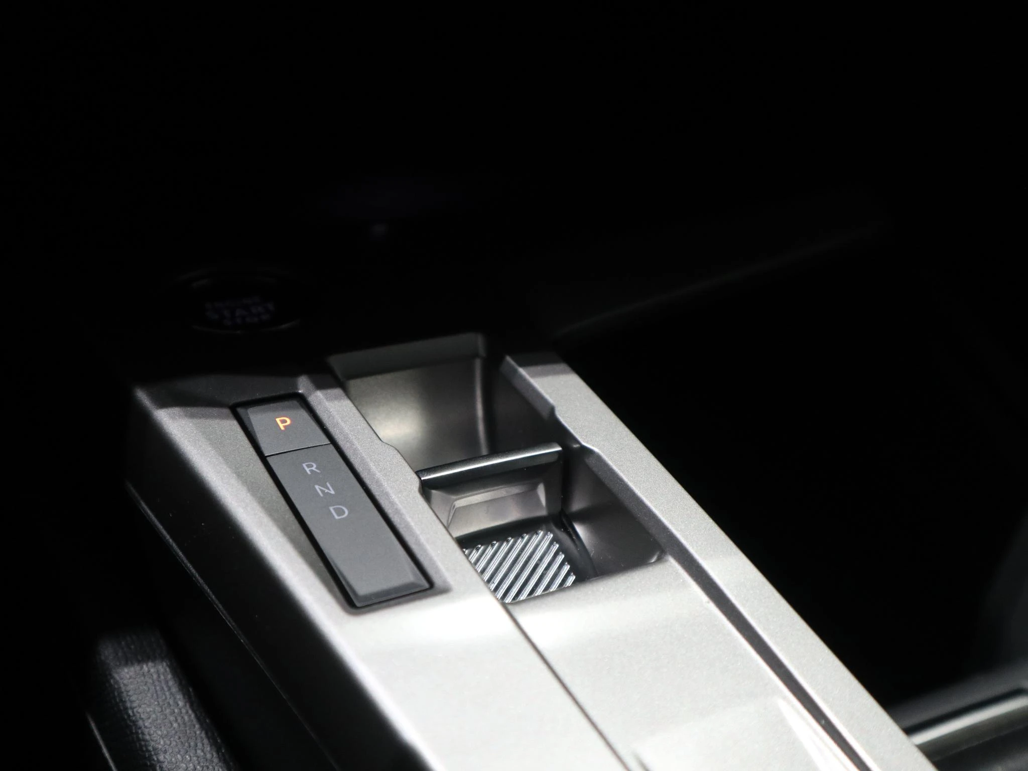 Peugeot-408-image-19