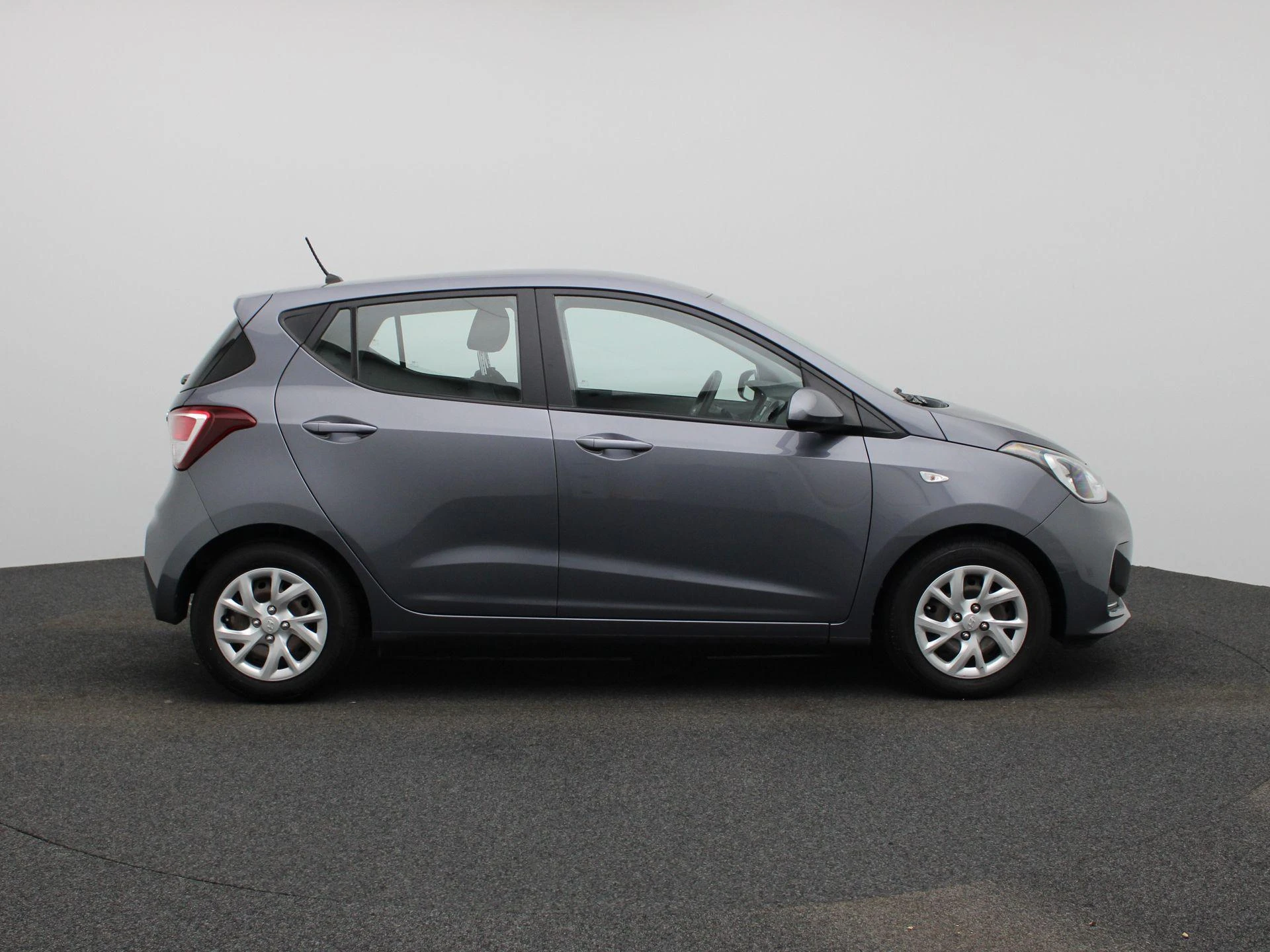 Hyundai-i10-image-5