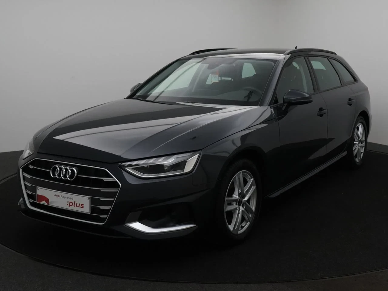 Audi-A4-image-0