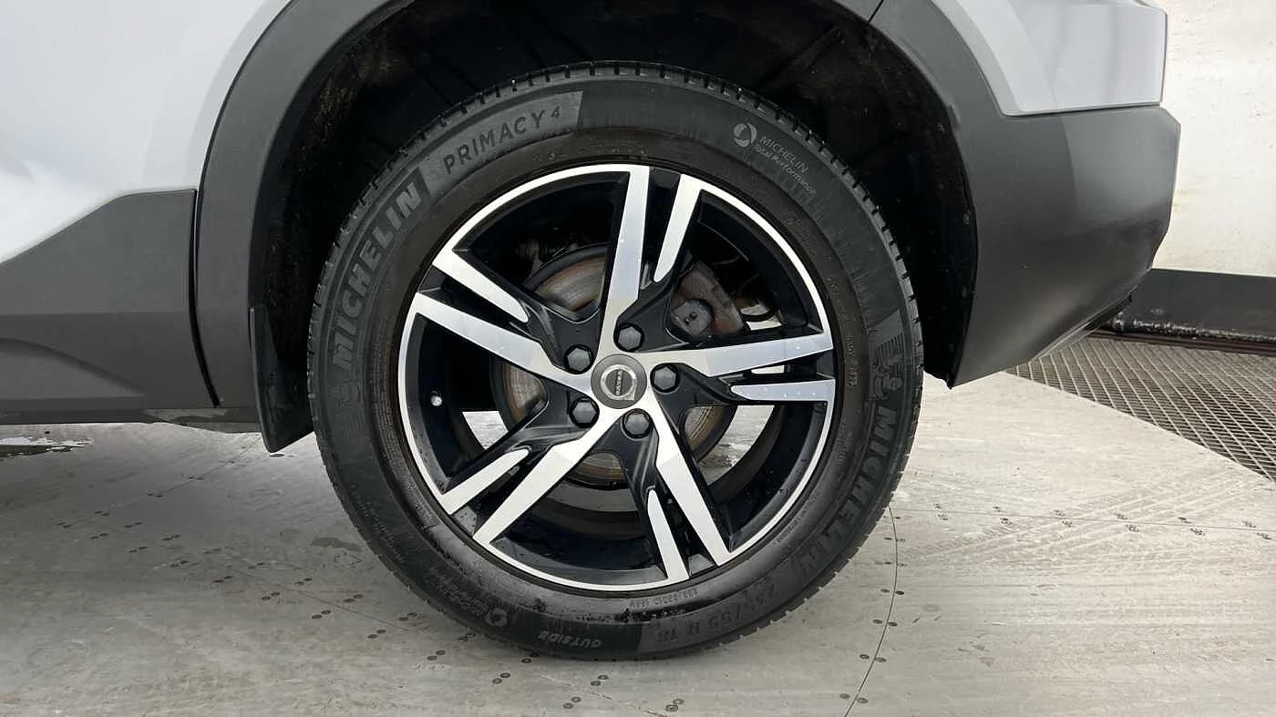 Volvo-XC40-image-10