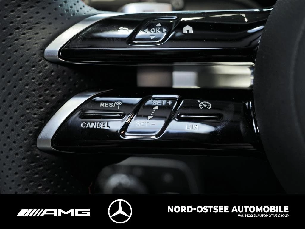 Mercedes-Benz GLB 200 d AMG PANO AHK SOUND TOTWINKEL AMG Line
