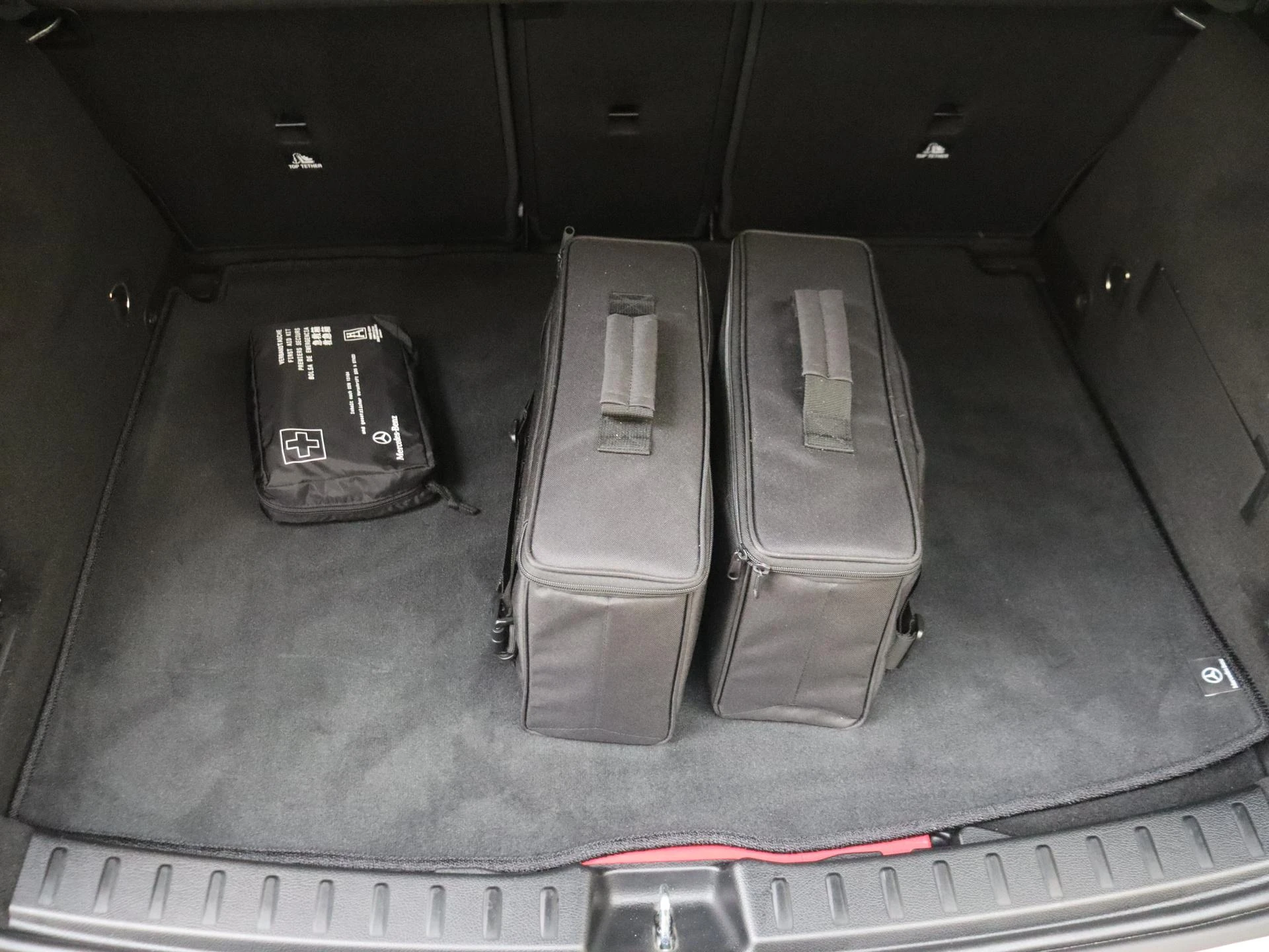Mercedes-Benz-GLA-image-30