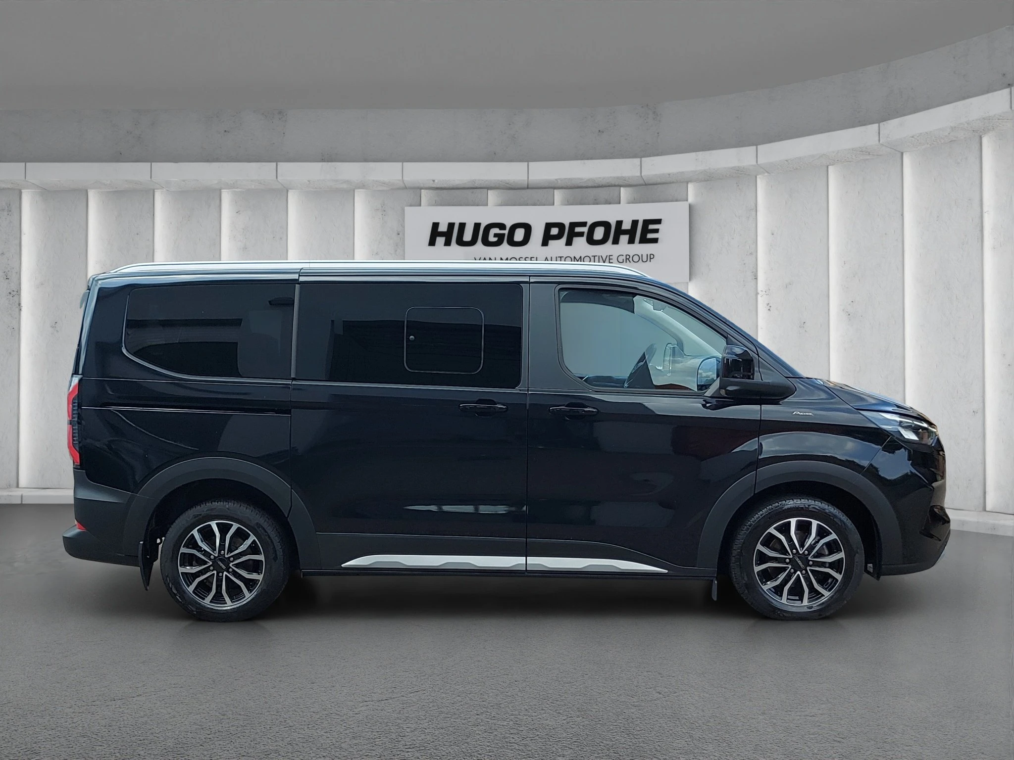 Ford-Tourneo Custom-image-5