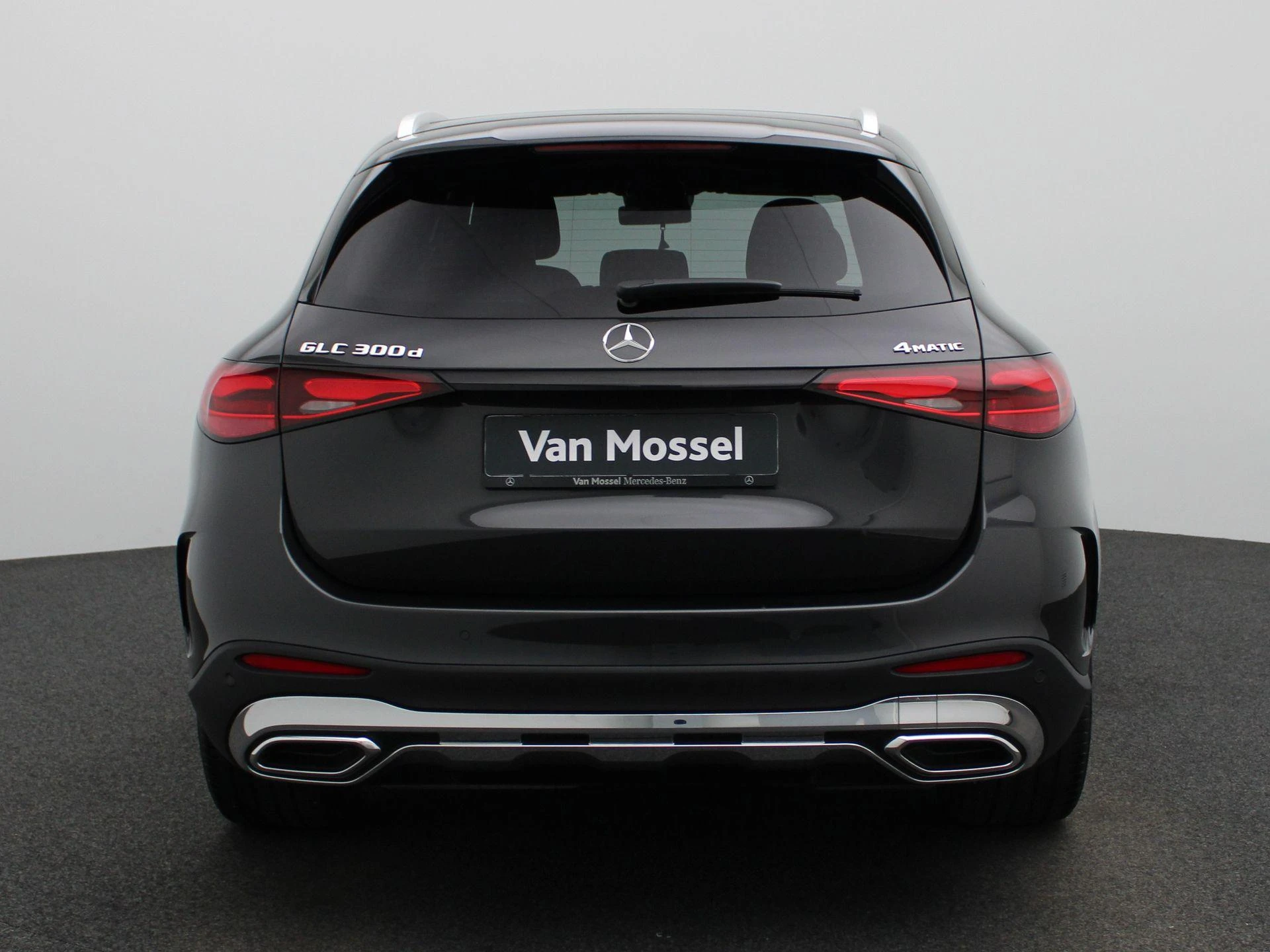 Mercedes-Benz-GLC-image-4