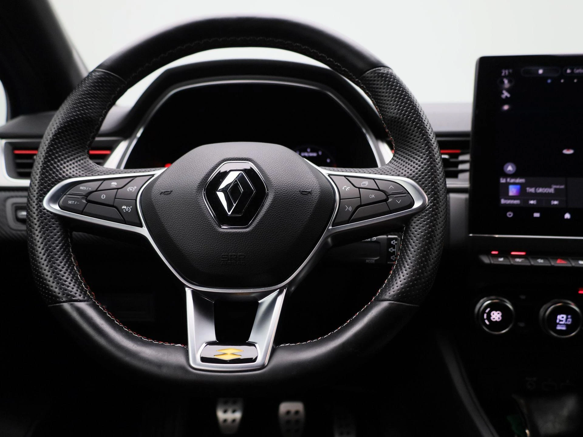 Renault-Captur-image-6