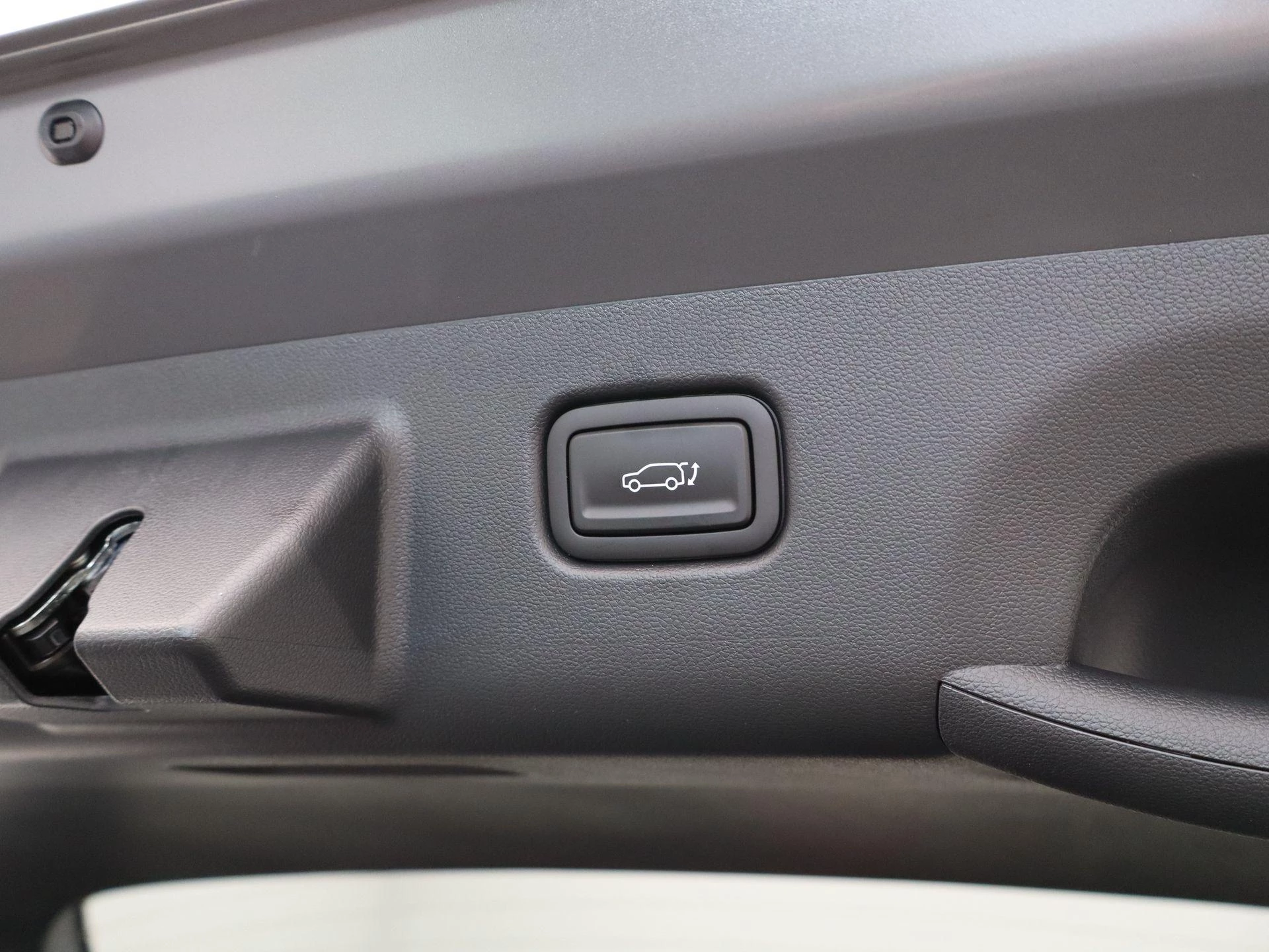 Hyundai-Kona-image-33