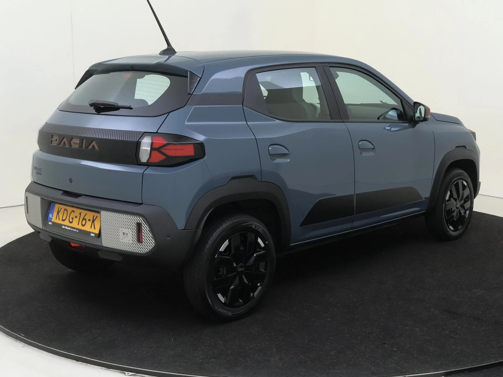 Dacia-Spring-image-7