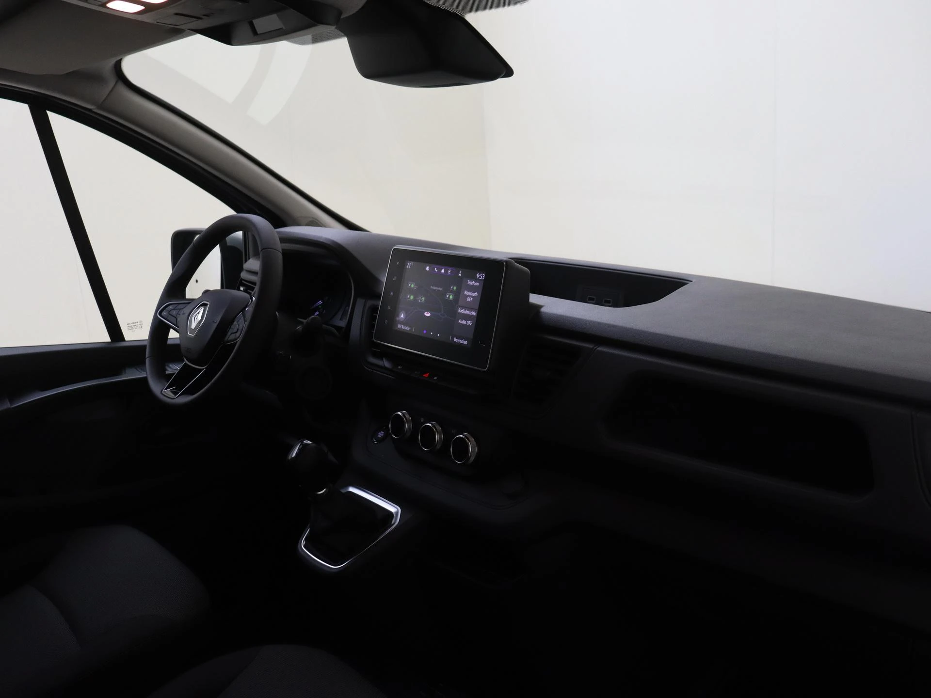 Renault-Trafic-image-4