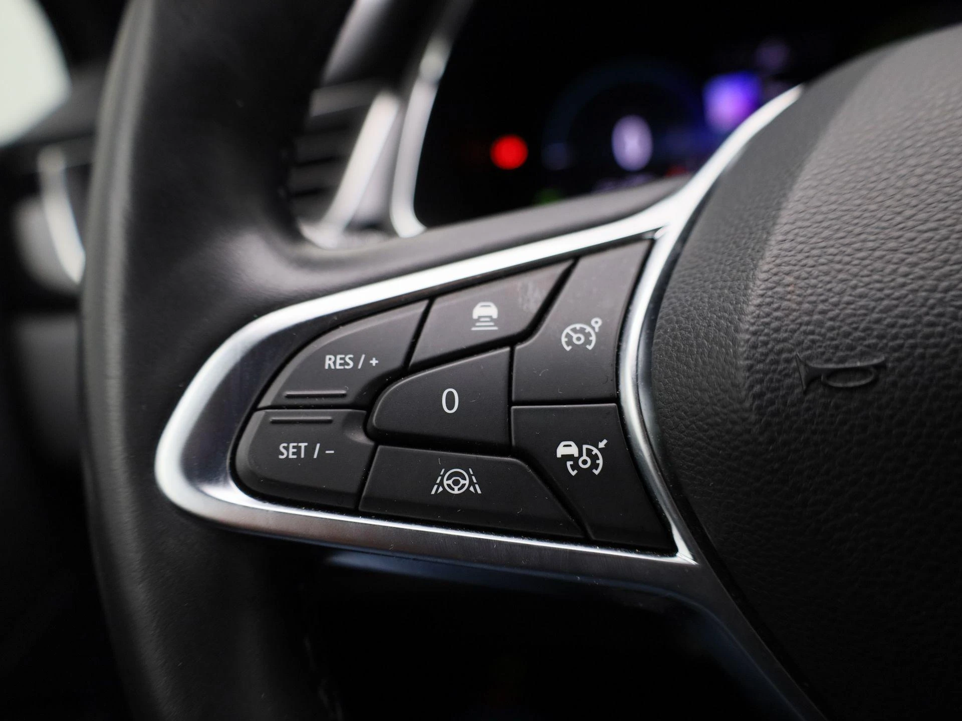 Renault-Captur-image-16