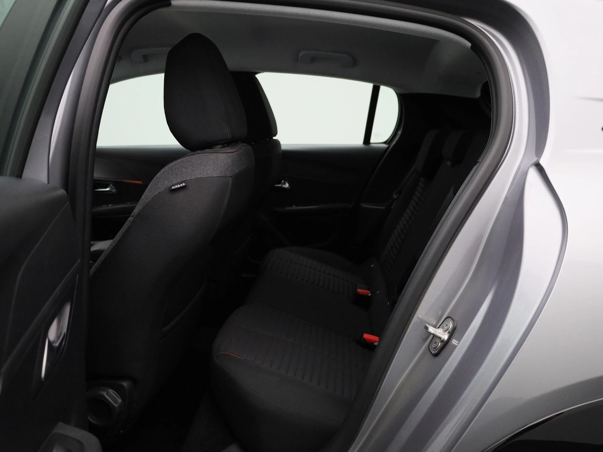 Peugeot e-208 EV Active Pack 50 kWh