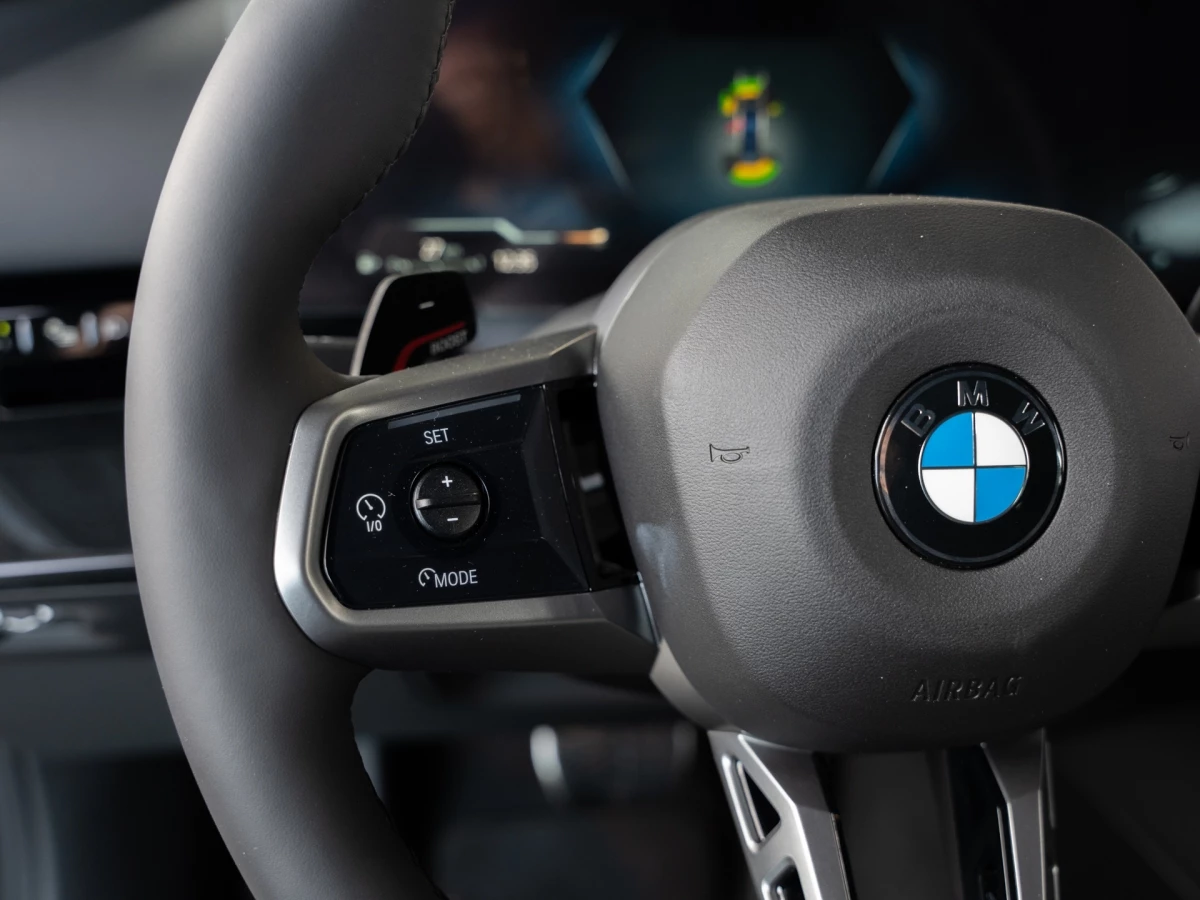 BMW-5er Reihe-image-13