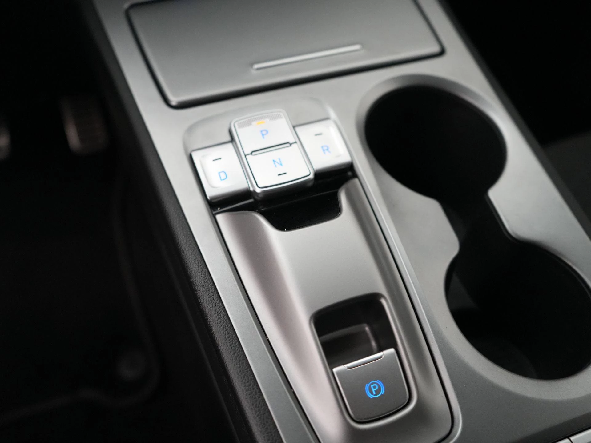 Hyundai-Kona-image-17