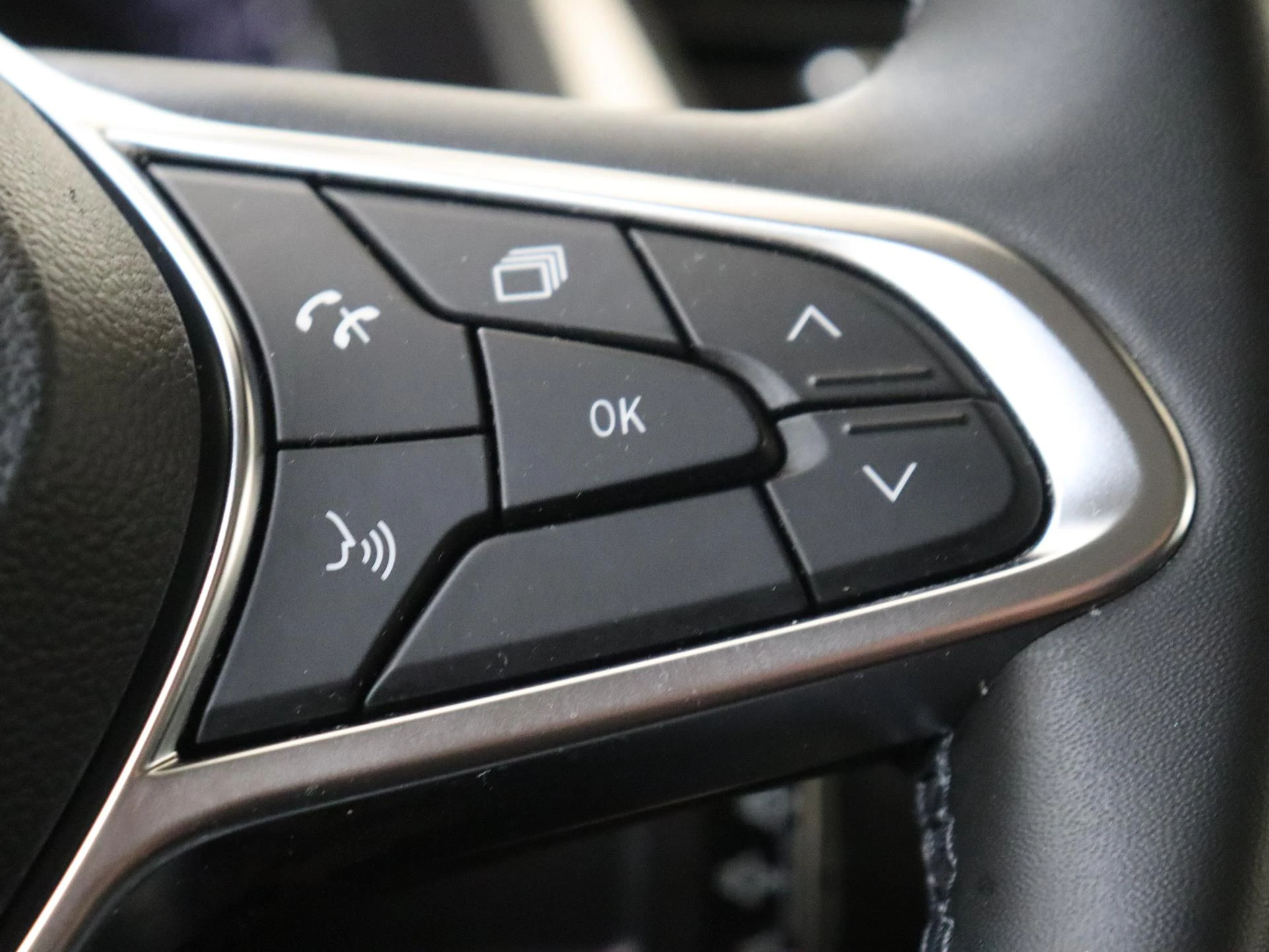 Renault-Captur-image-12
