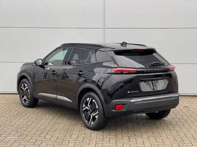 Peugeot-e-2008-image-7