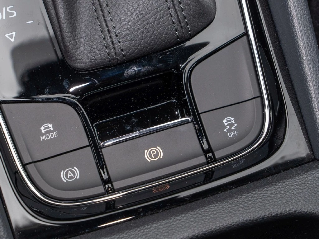 Škoda Karoq 2,0 TDI DSG Tour