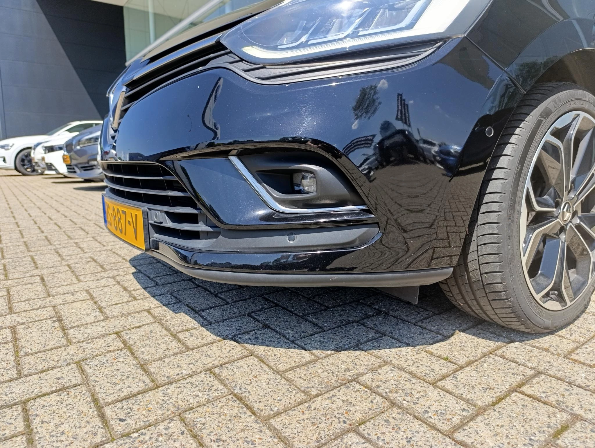 Renault-Clio-image-6