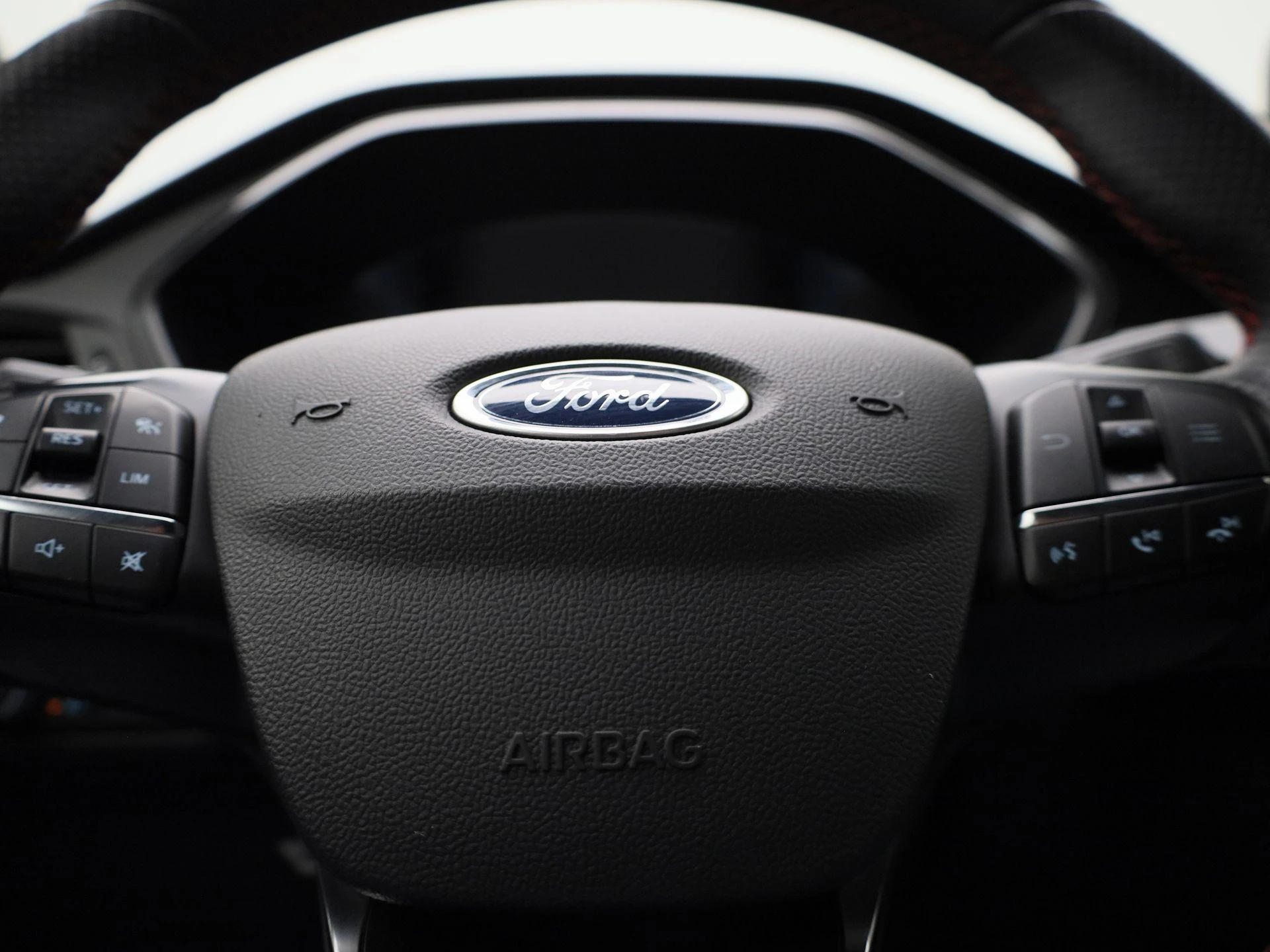 Ford-Kuga-image-31