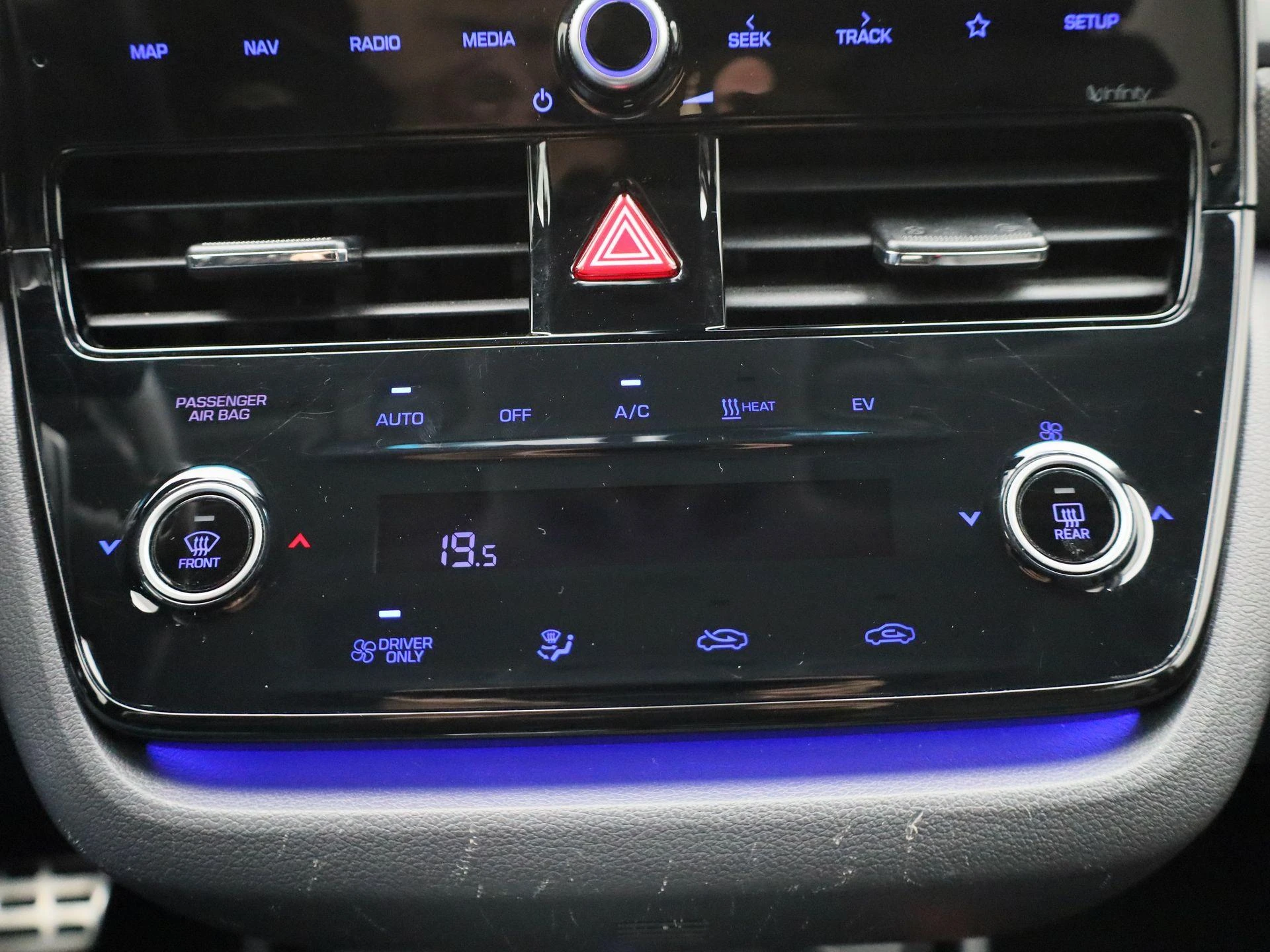 Hyundai-IONIQ-image-17