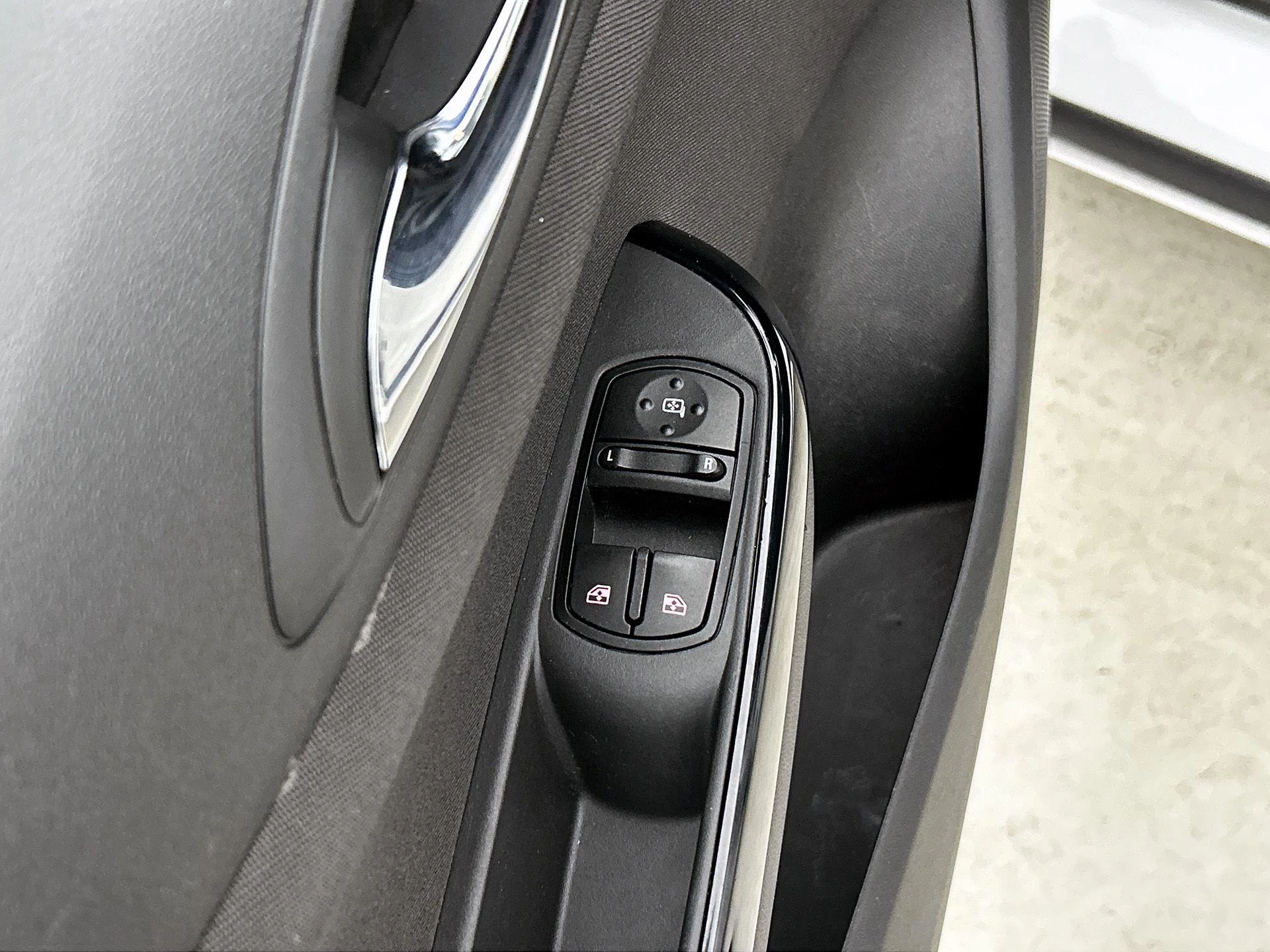 Opel-Corsa-image-31
