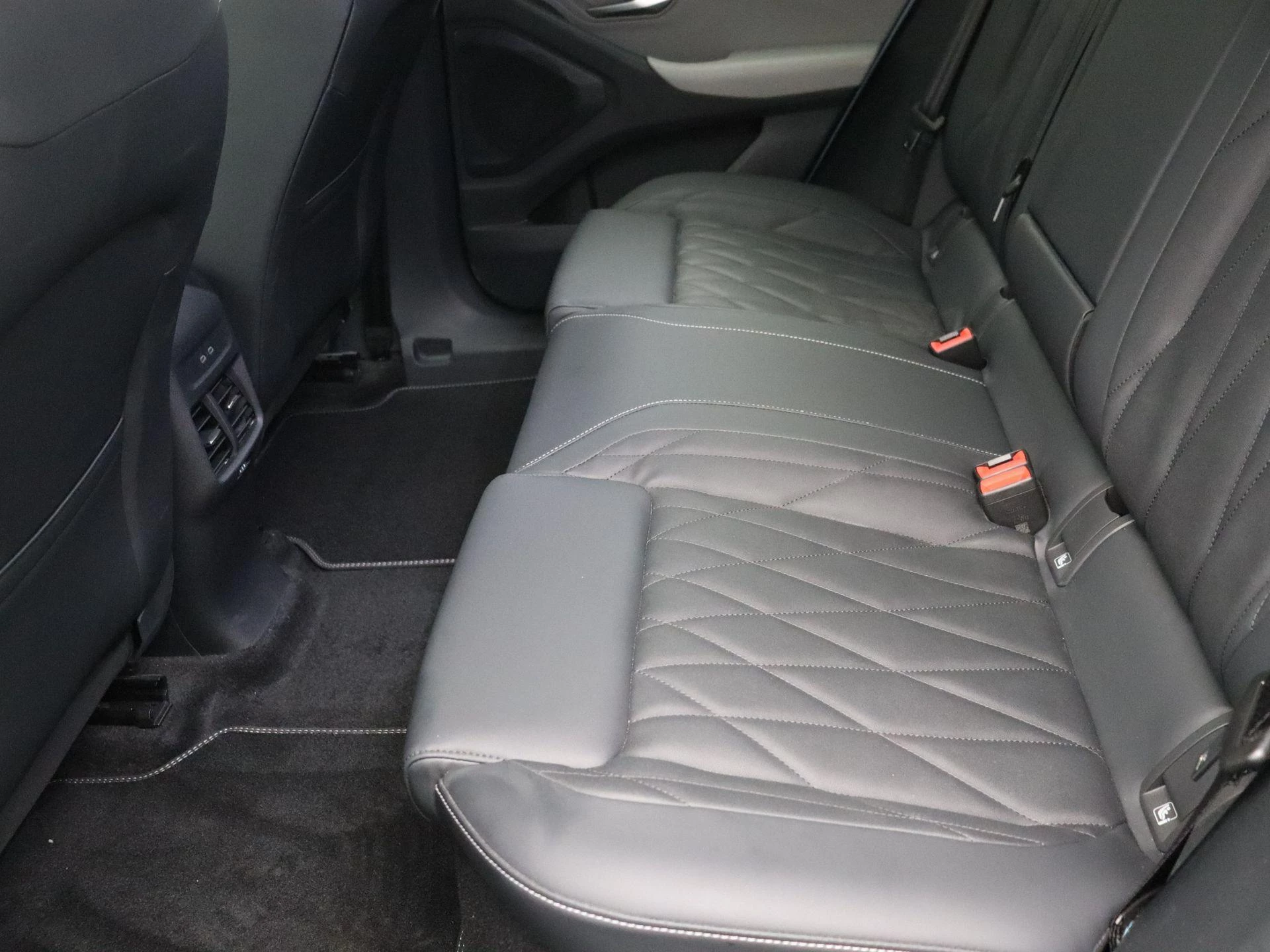 Ford-Explorer-image-16