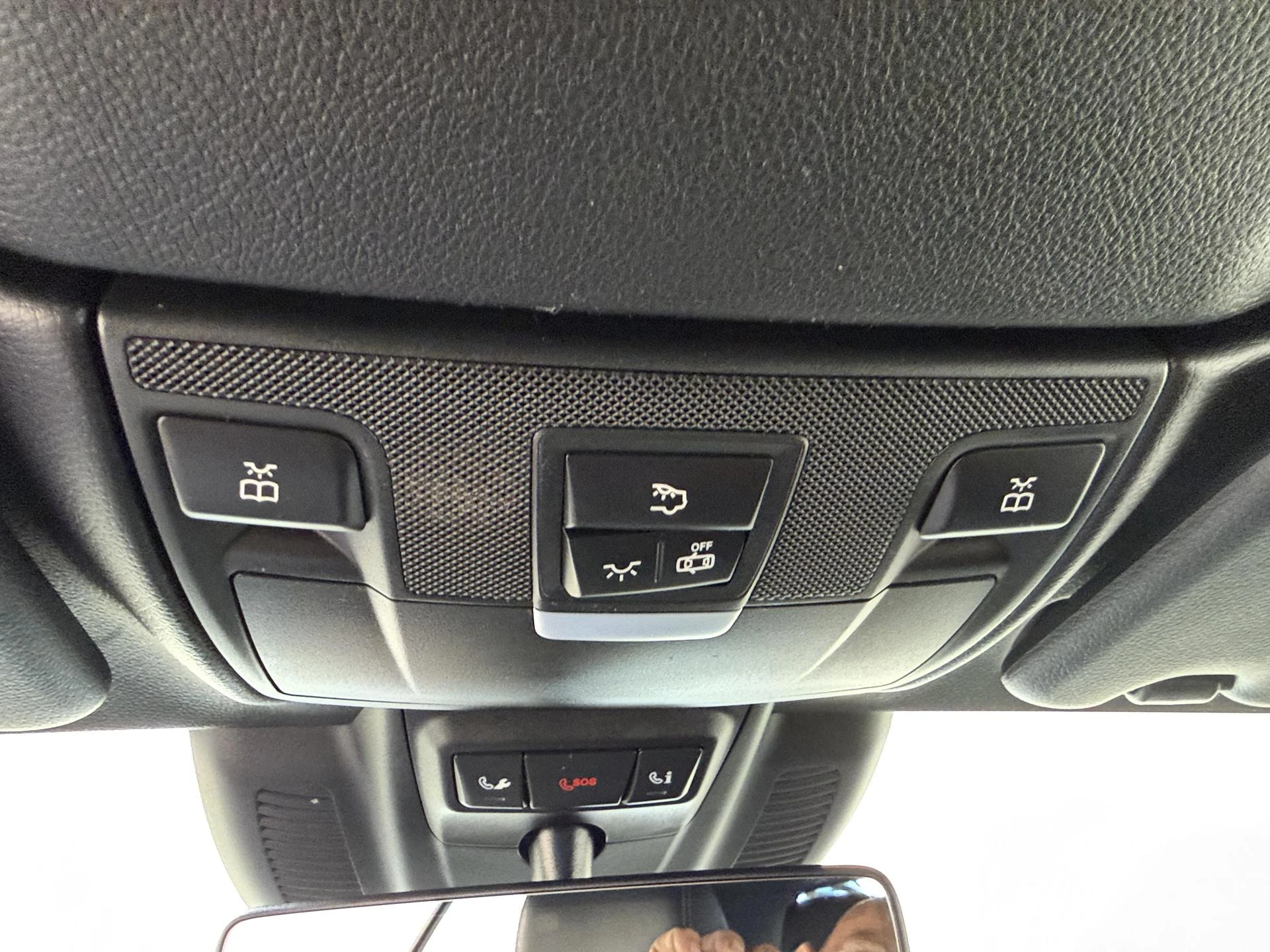 Mercedes-Benz-E-Klasse-image-23
