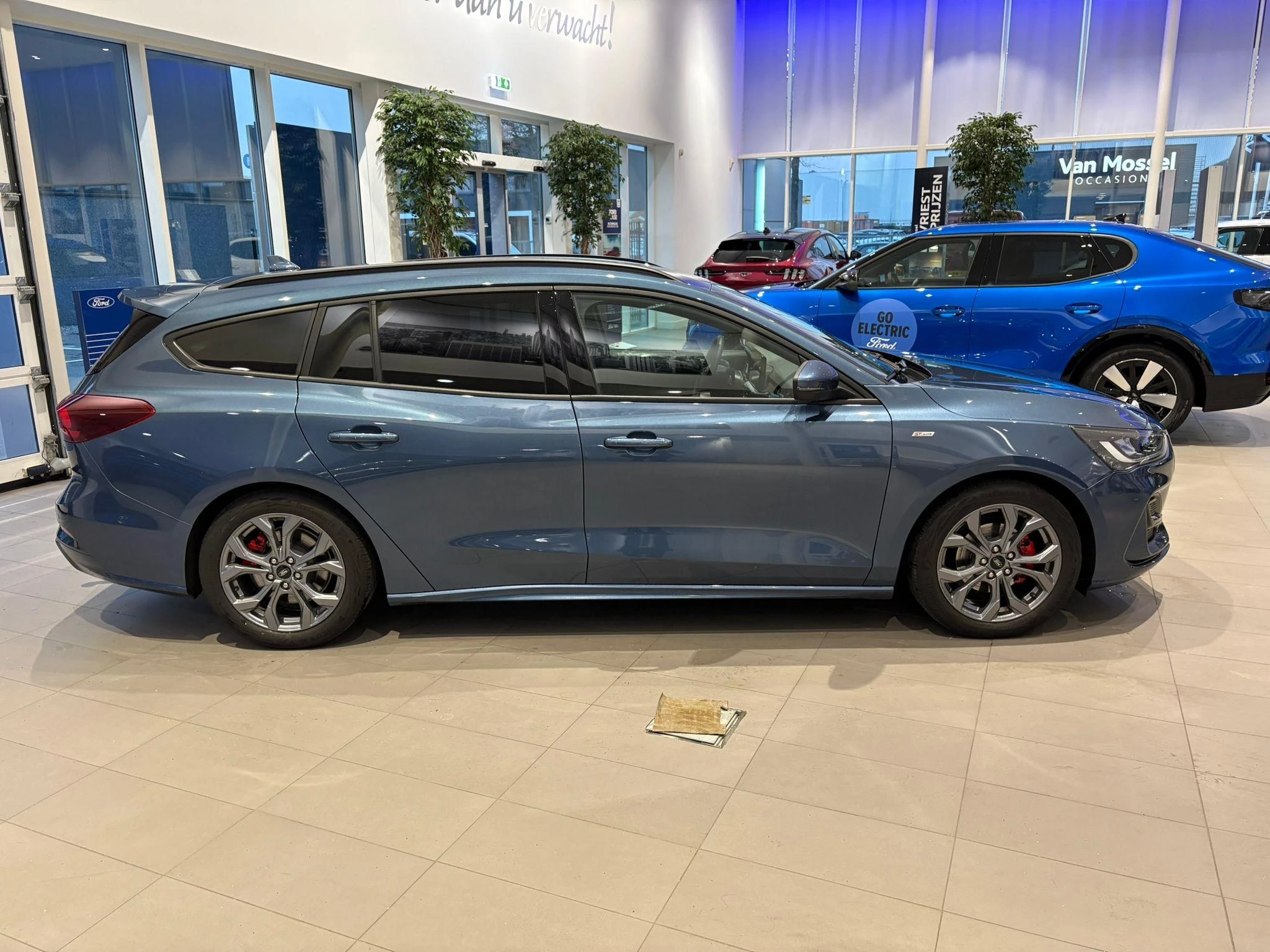 Ford Focus Wagon 1.0 EcoBoost Hybrid ST Line X