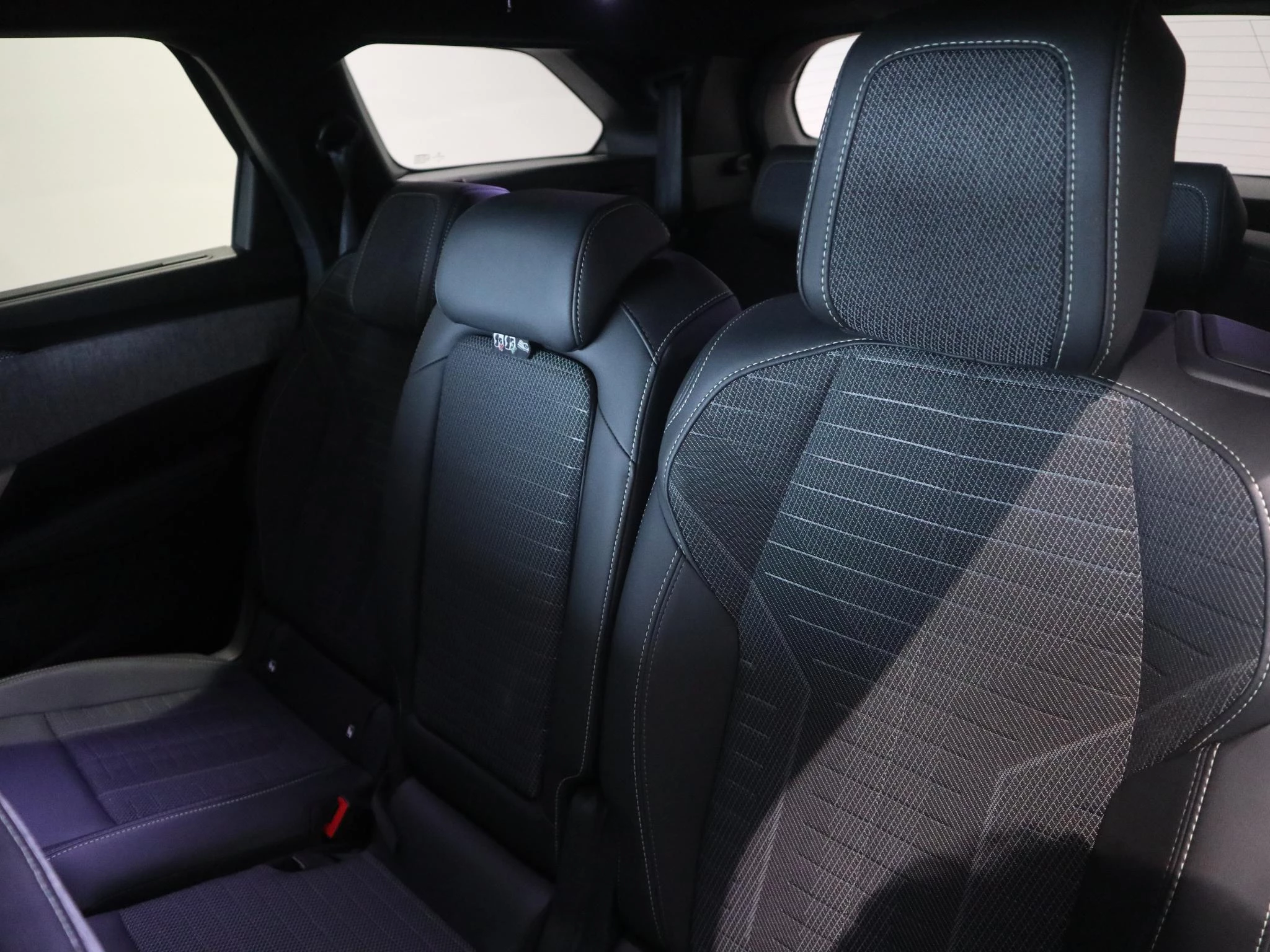 Peugeot-5008-image-9