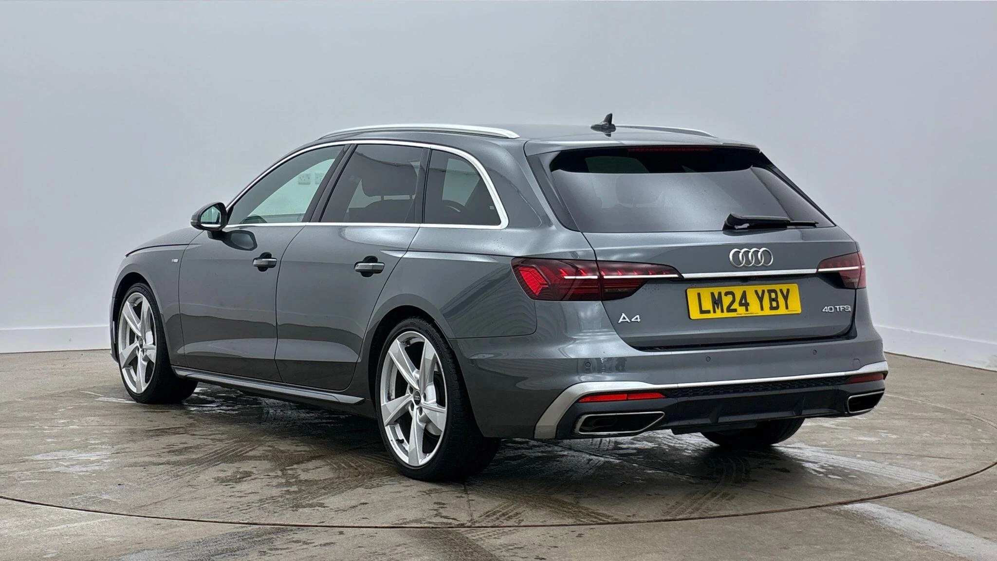 Audi-A4-image-51