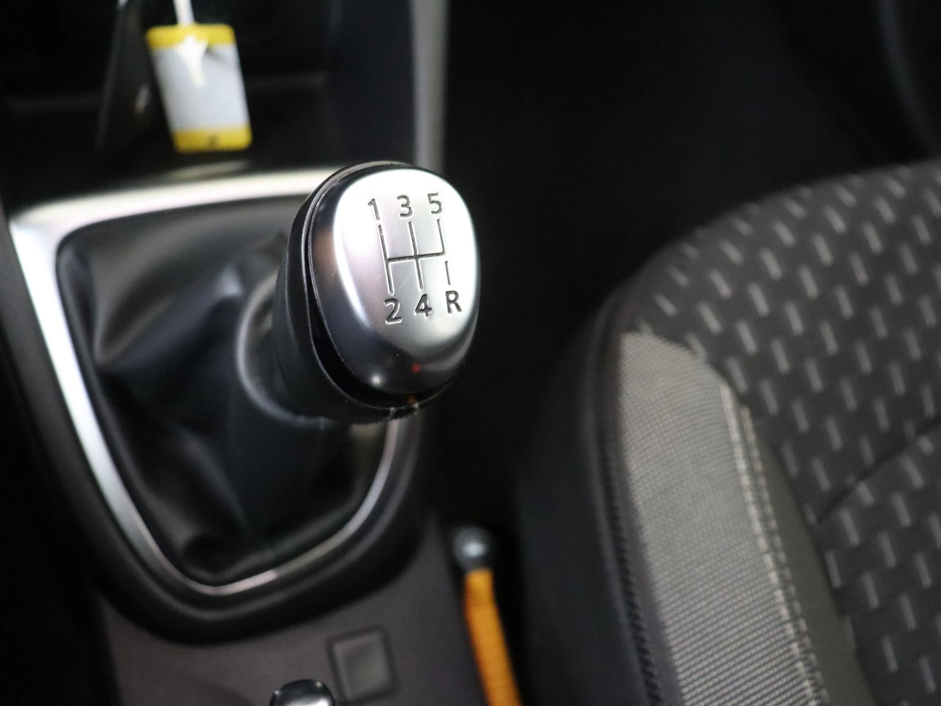 Renault-Captur-image-14