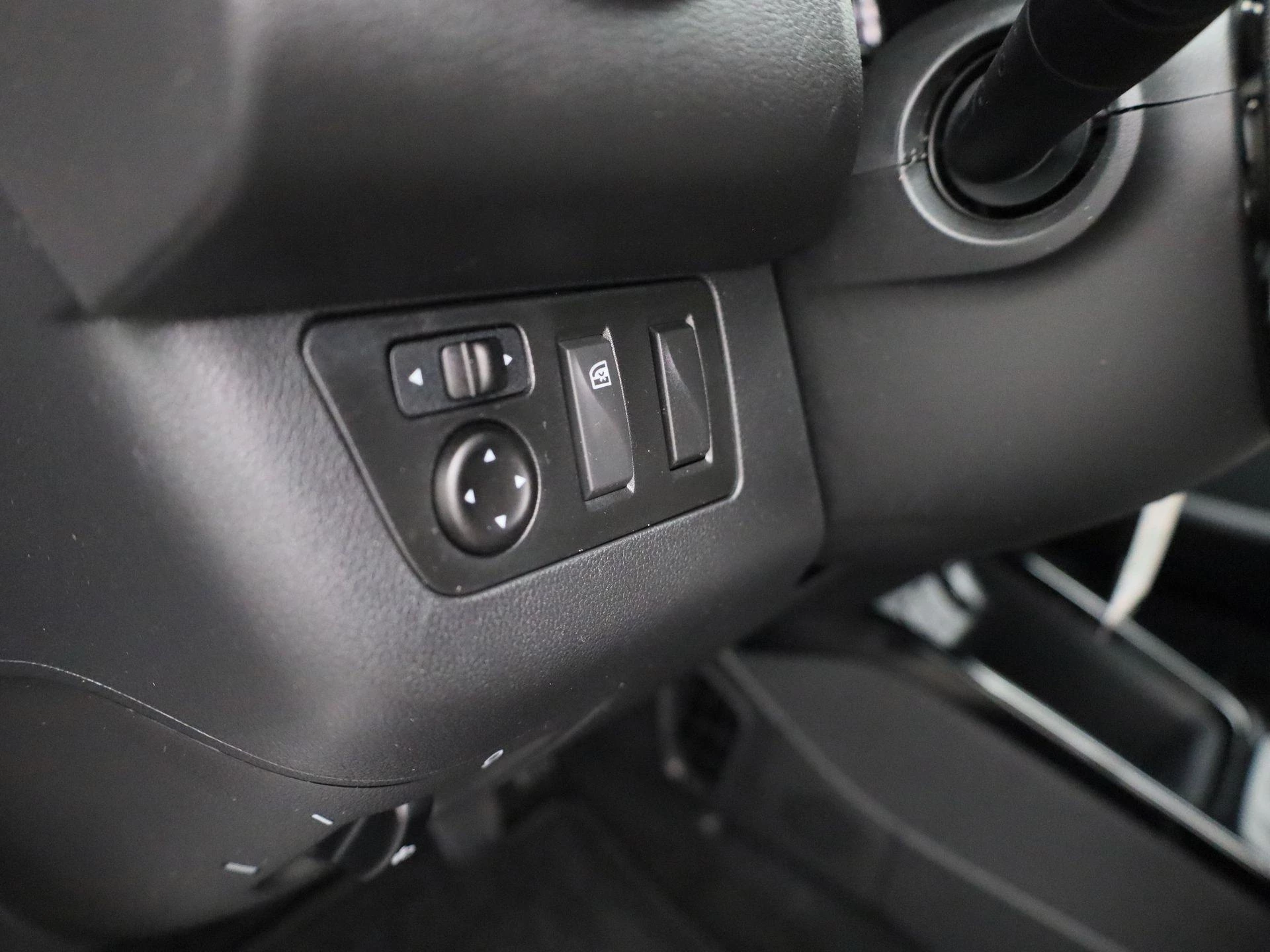 Dacia-Spring-image-21