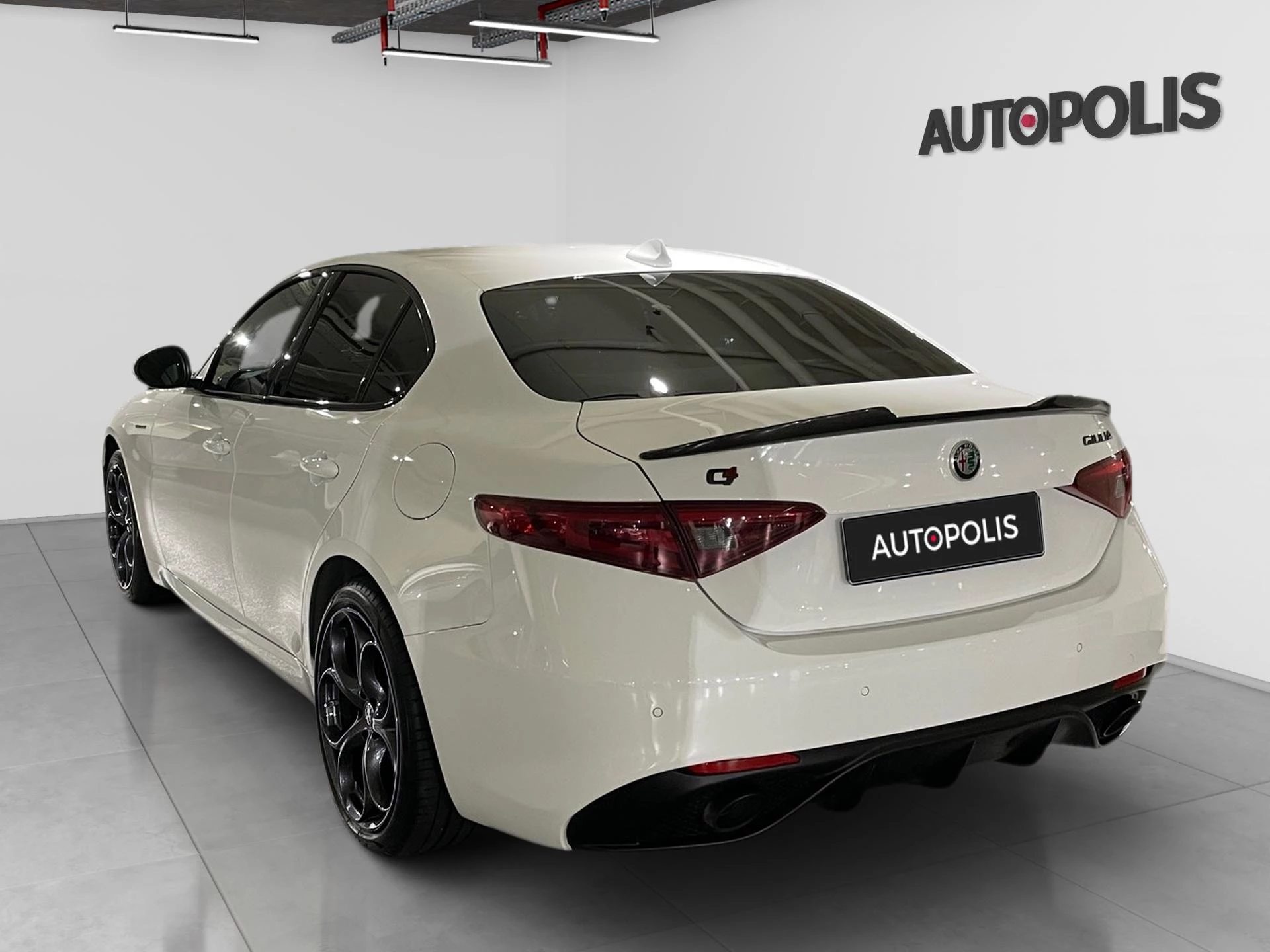 Alfa Romeo Giulia 2.0 TB 280 Q4 Veloce AUTO