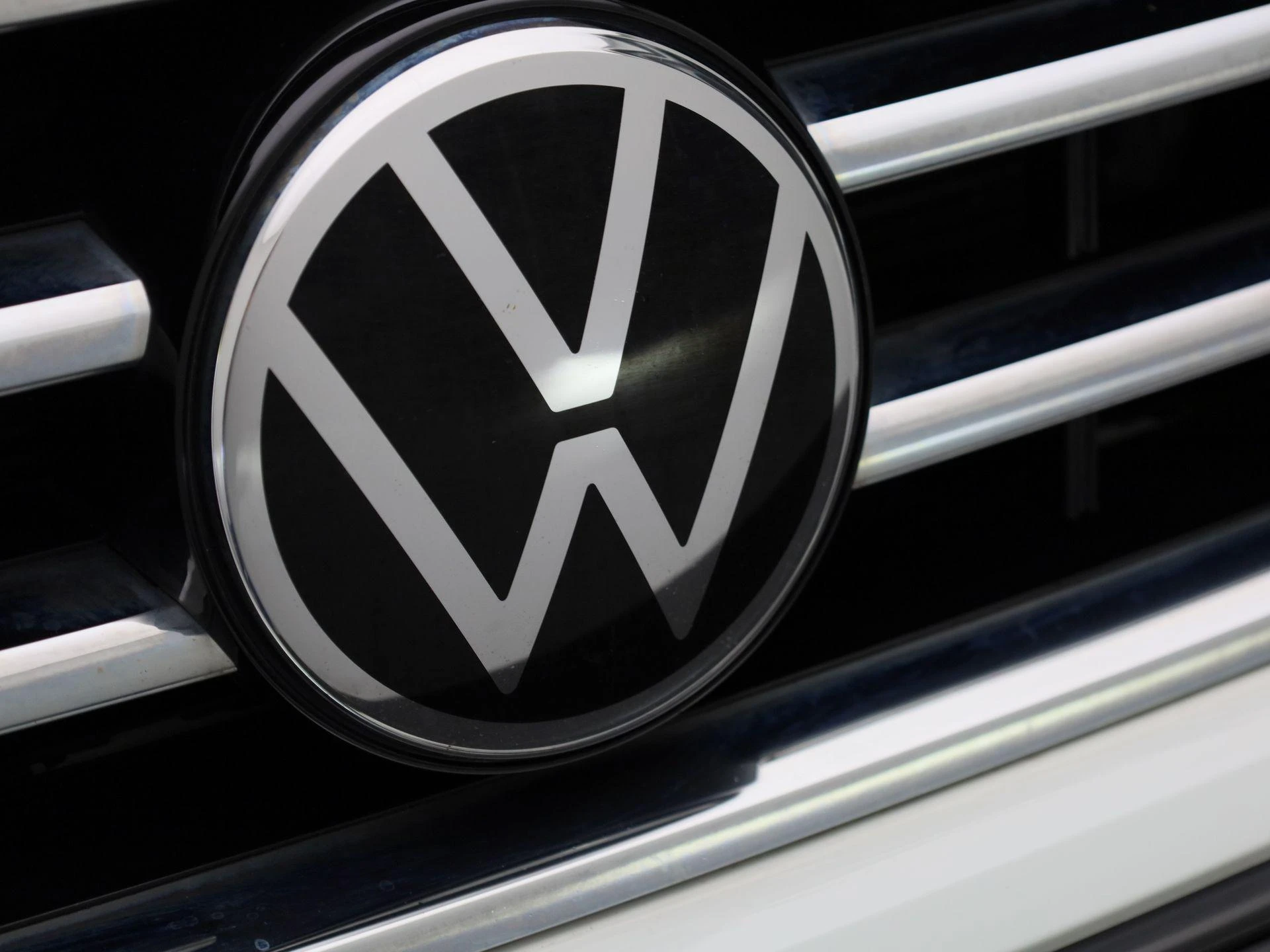 Volkswagen-Tiguan-image-37