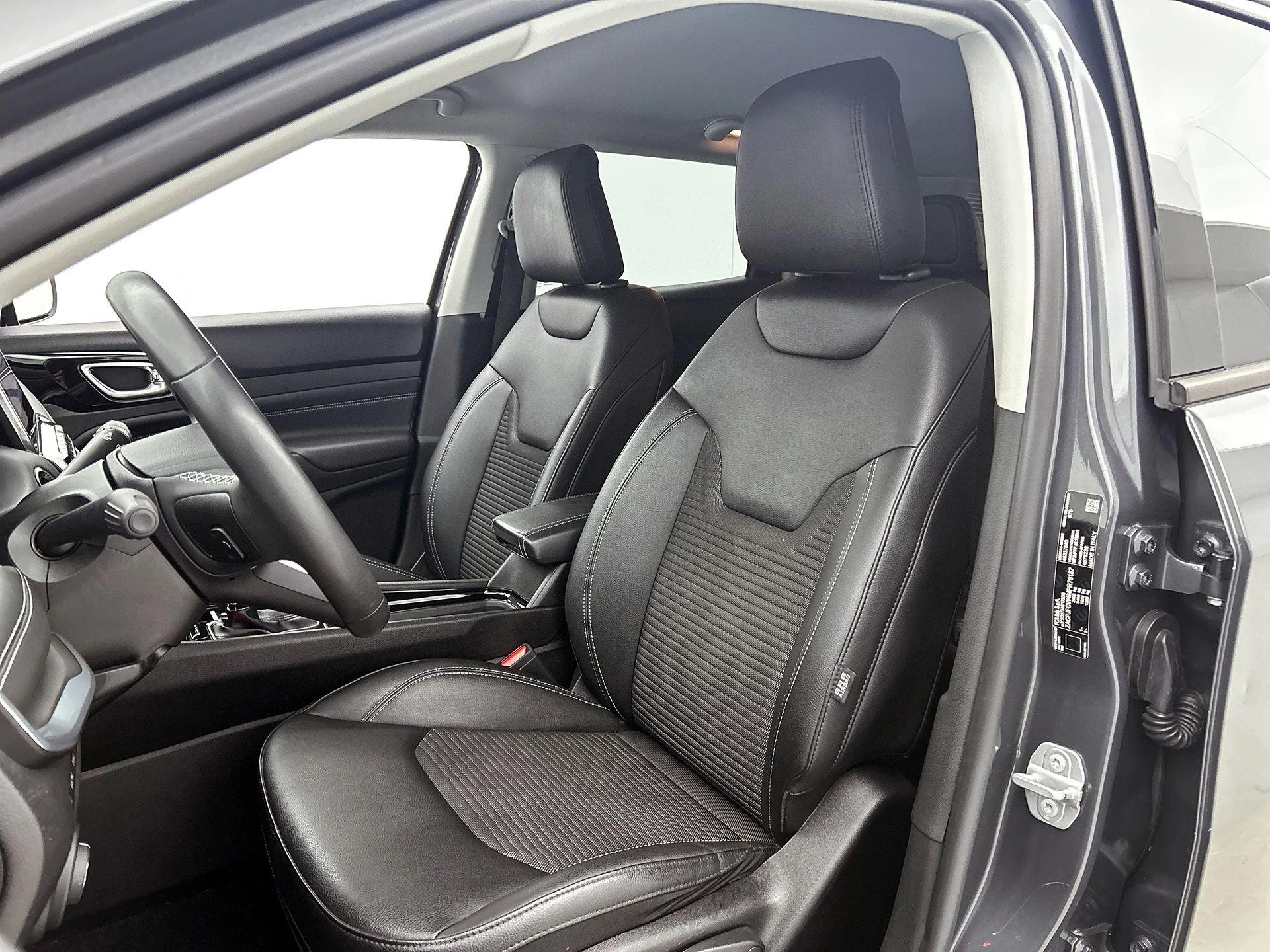 Jeep-Compass-image-37