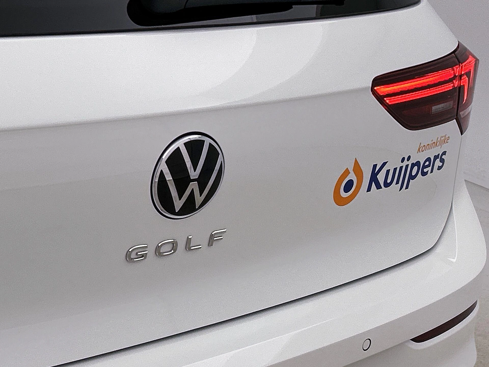 Volkswagen-Golf-image-33