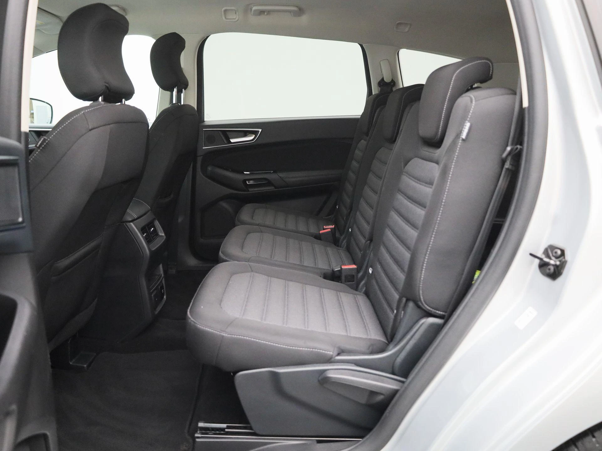 Ford-S-Max-image-11