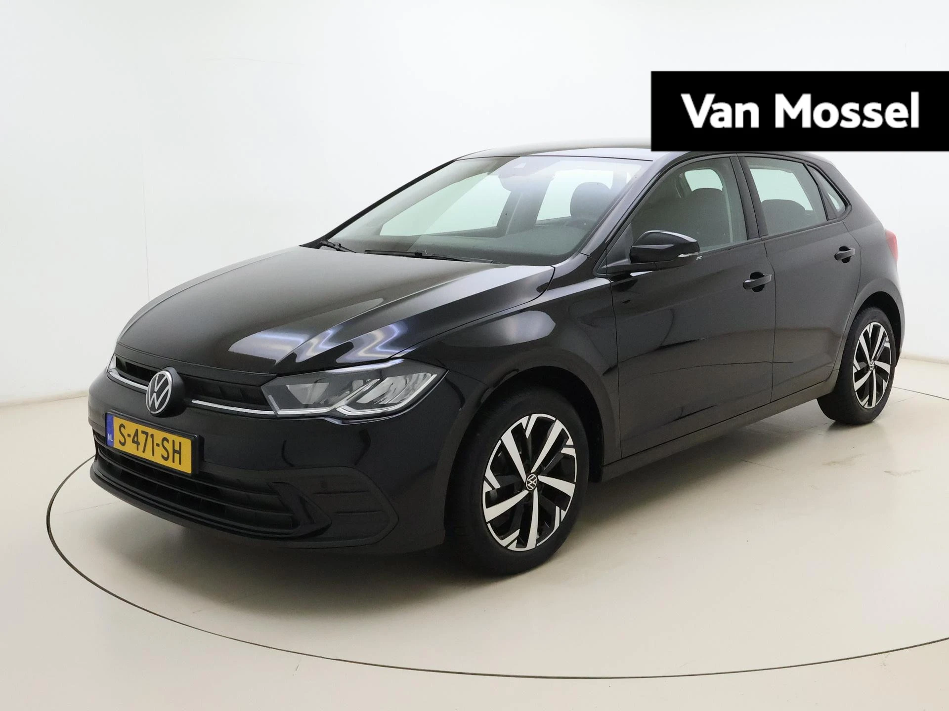 Volkswagen-Polo-image-0