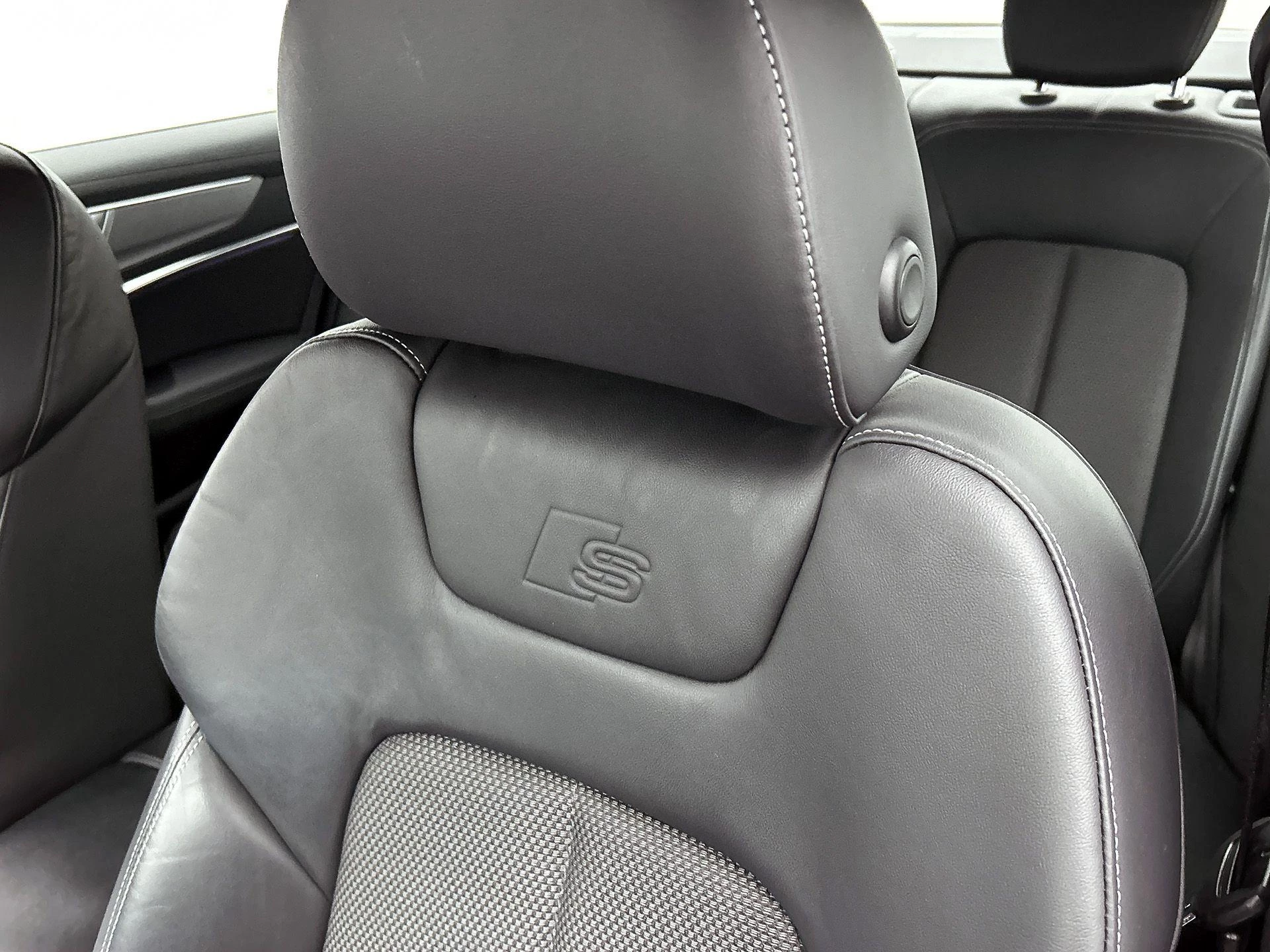 Audi-A6-image-21