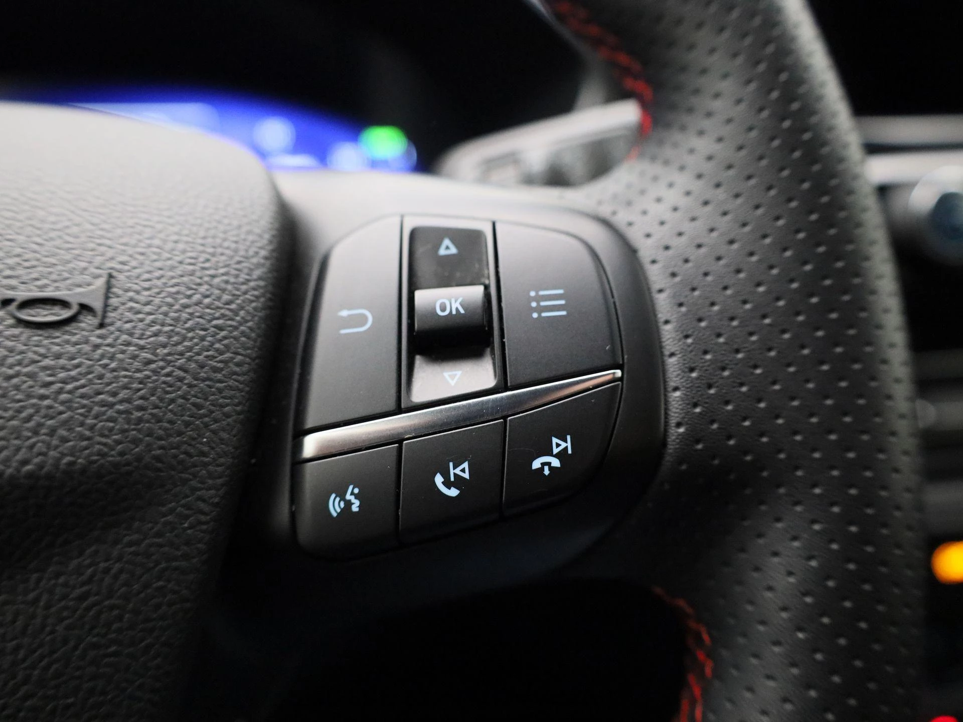 Ford-Kuga-image-19