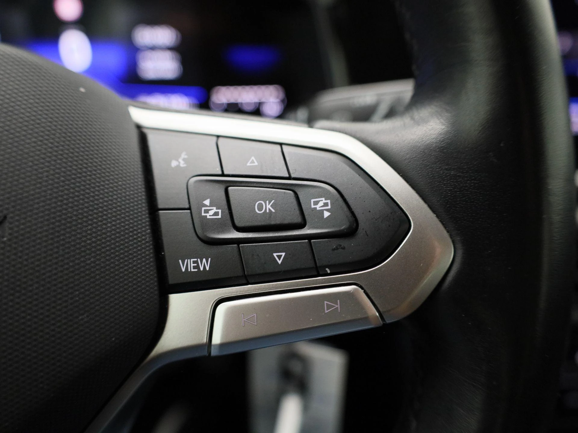 Volkswagen-Polo-image-17