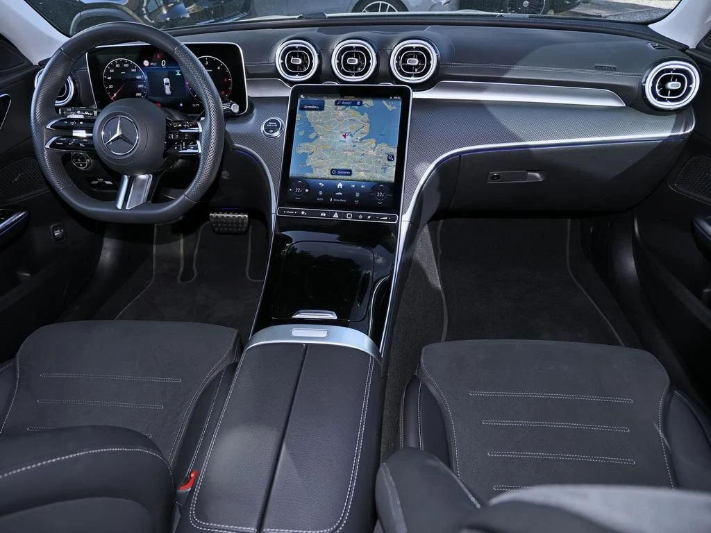 Mercedes-Benz-C-Klasse 220-image-13