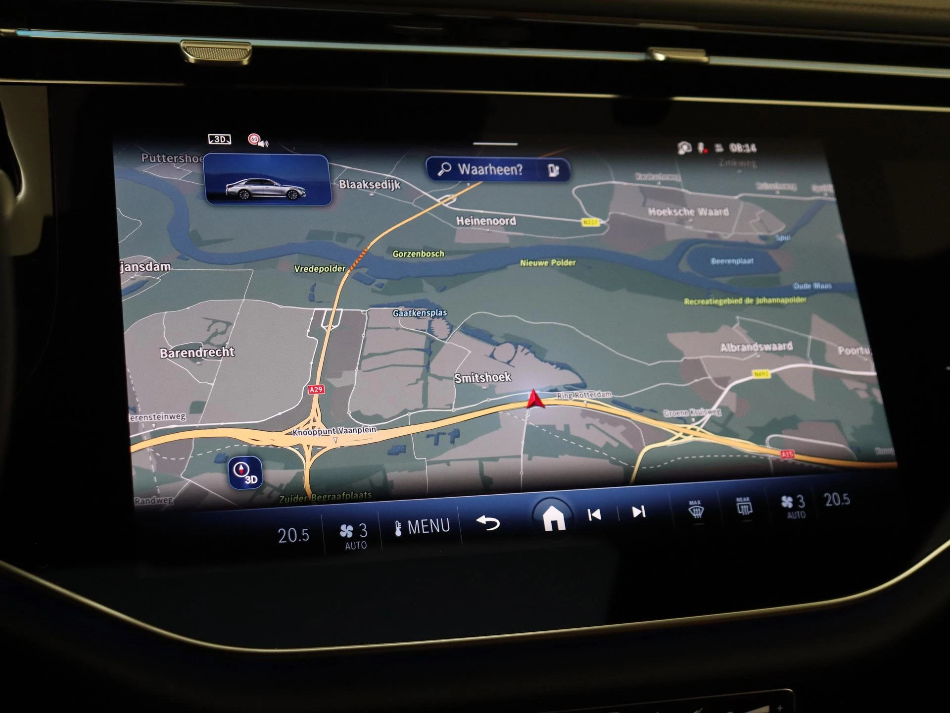 Mercedes-Benz-E-Klasse-image-18