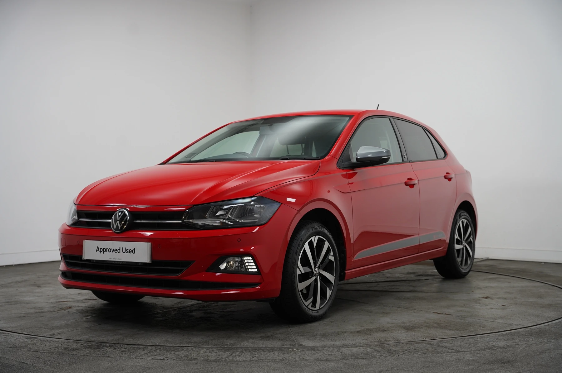 Volkswagen-Polo-image-35
